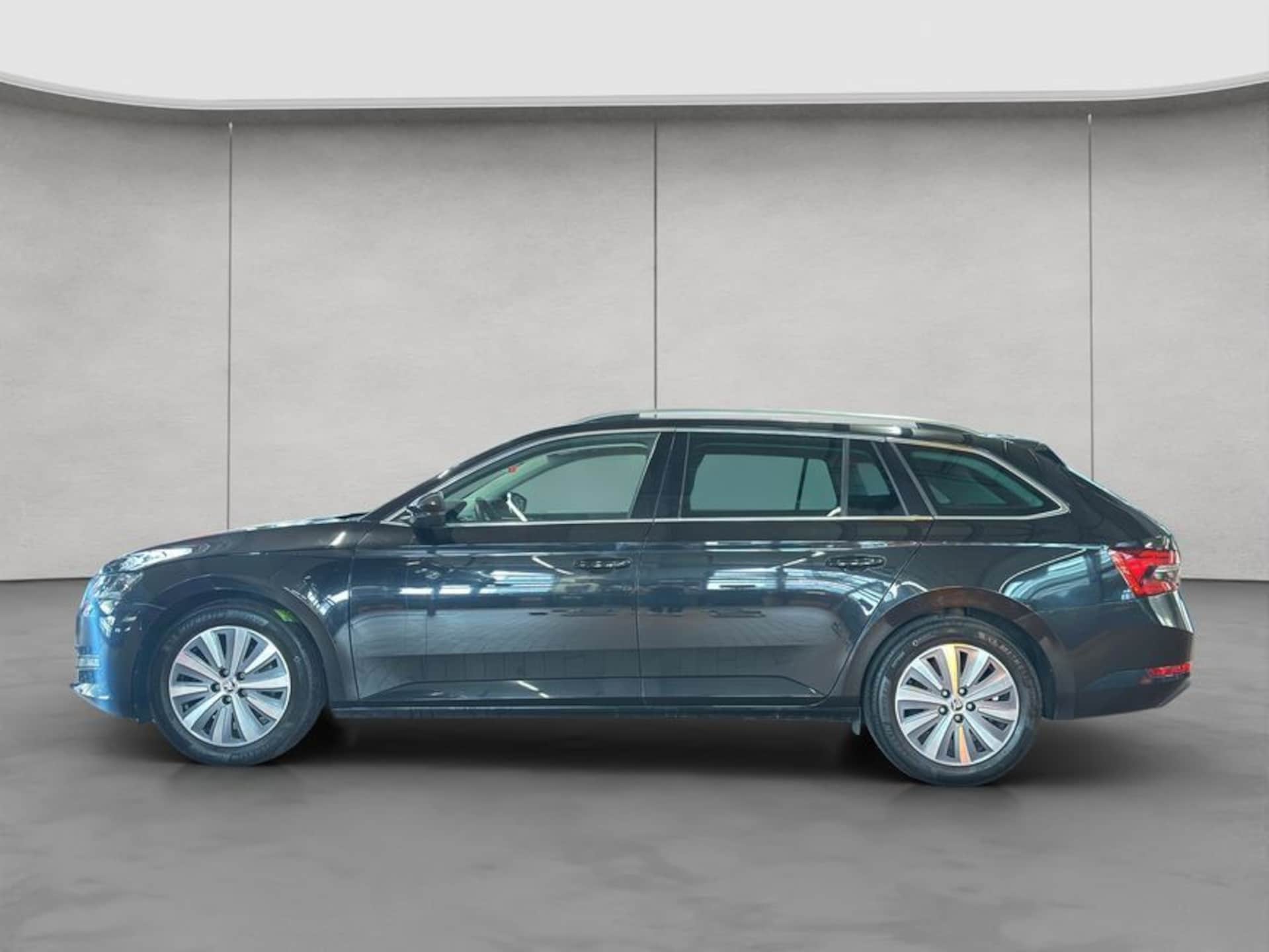 Skoda Superb Combi Style