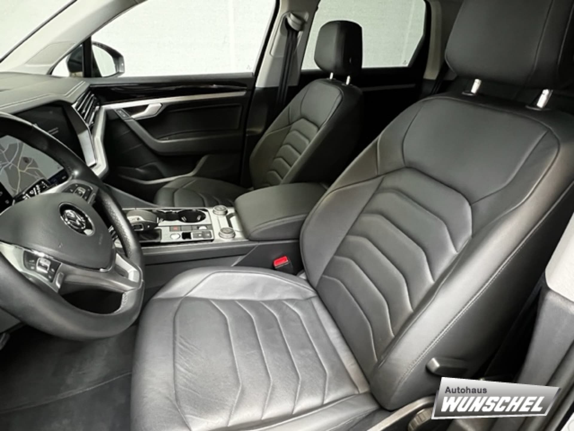 Volkswagen Touareg Basis-Modell