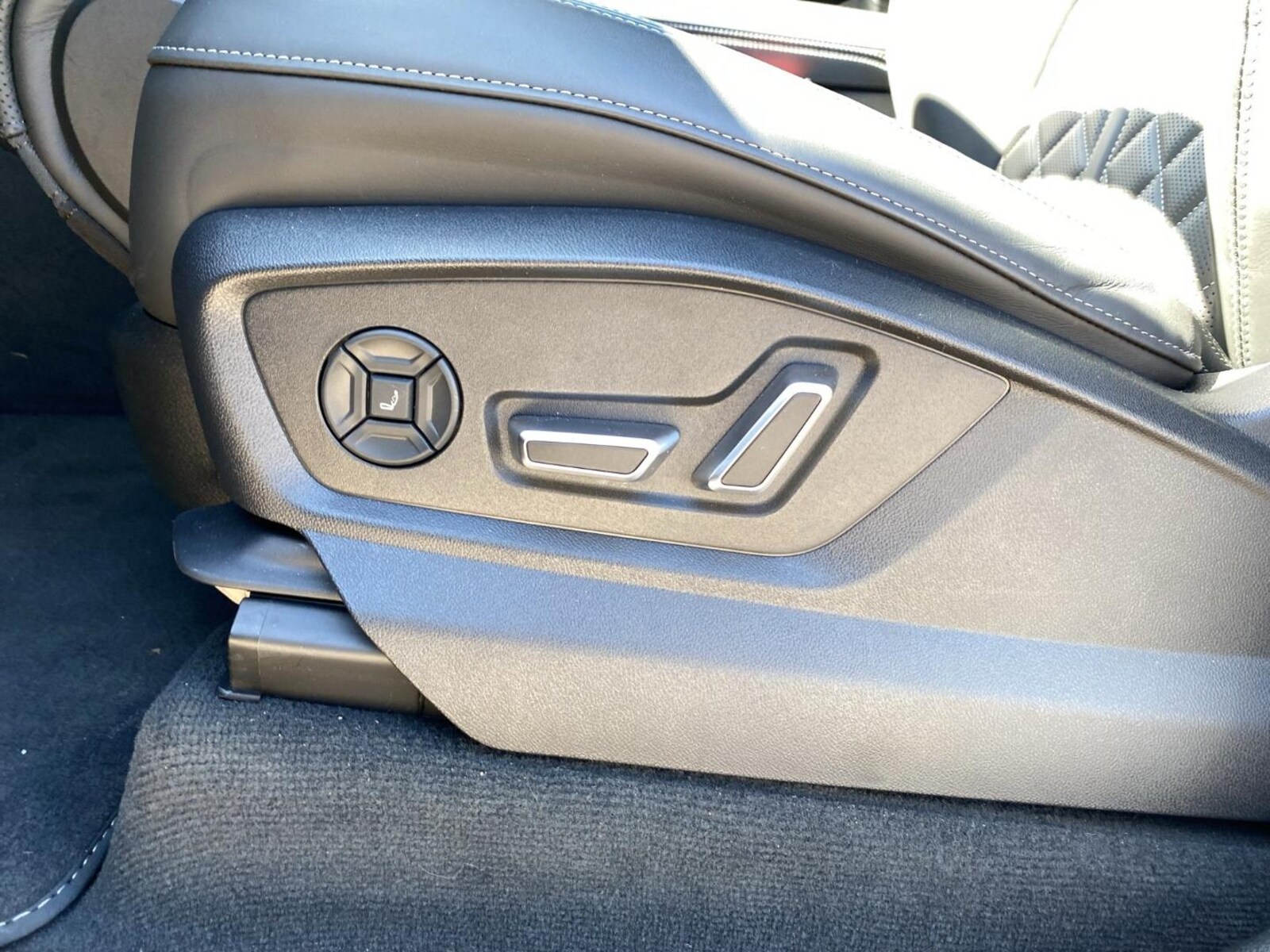 Audi Q7 – Bild 19