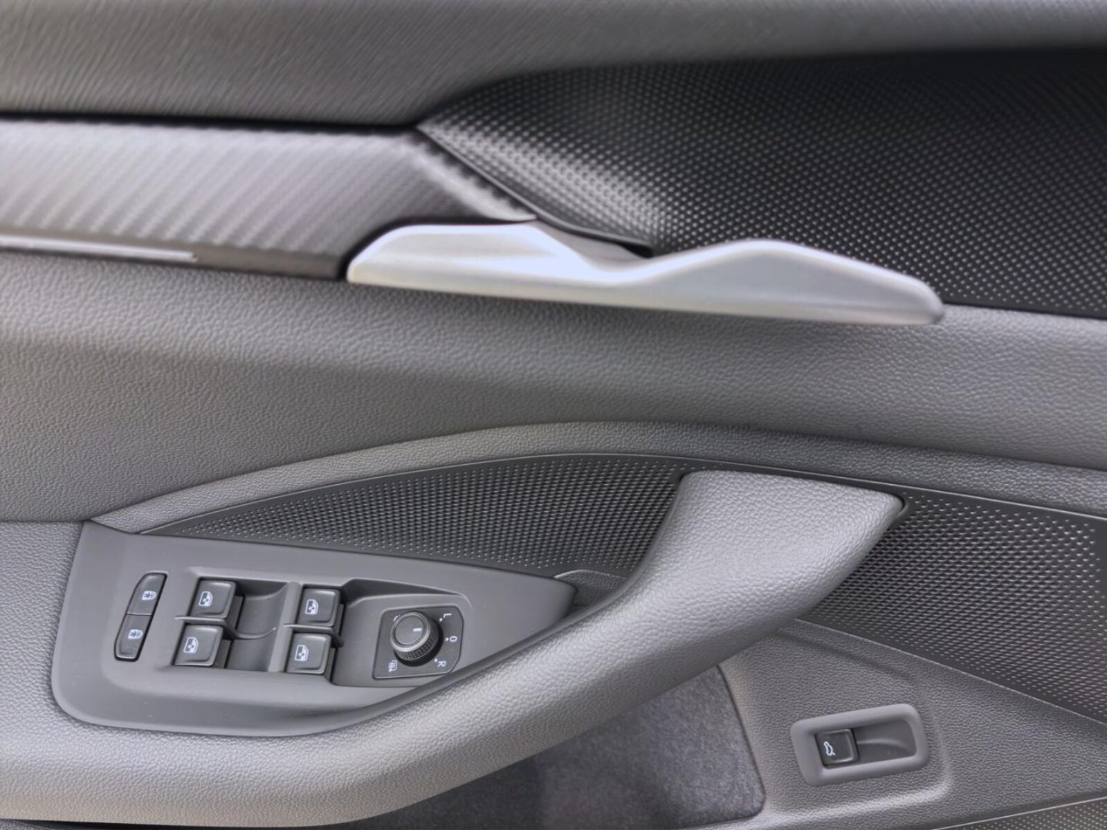 Škoda Superb Combi – Bild 11