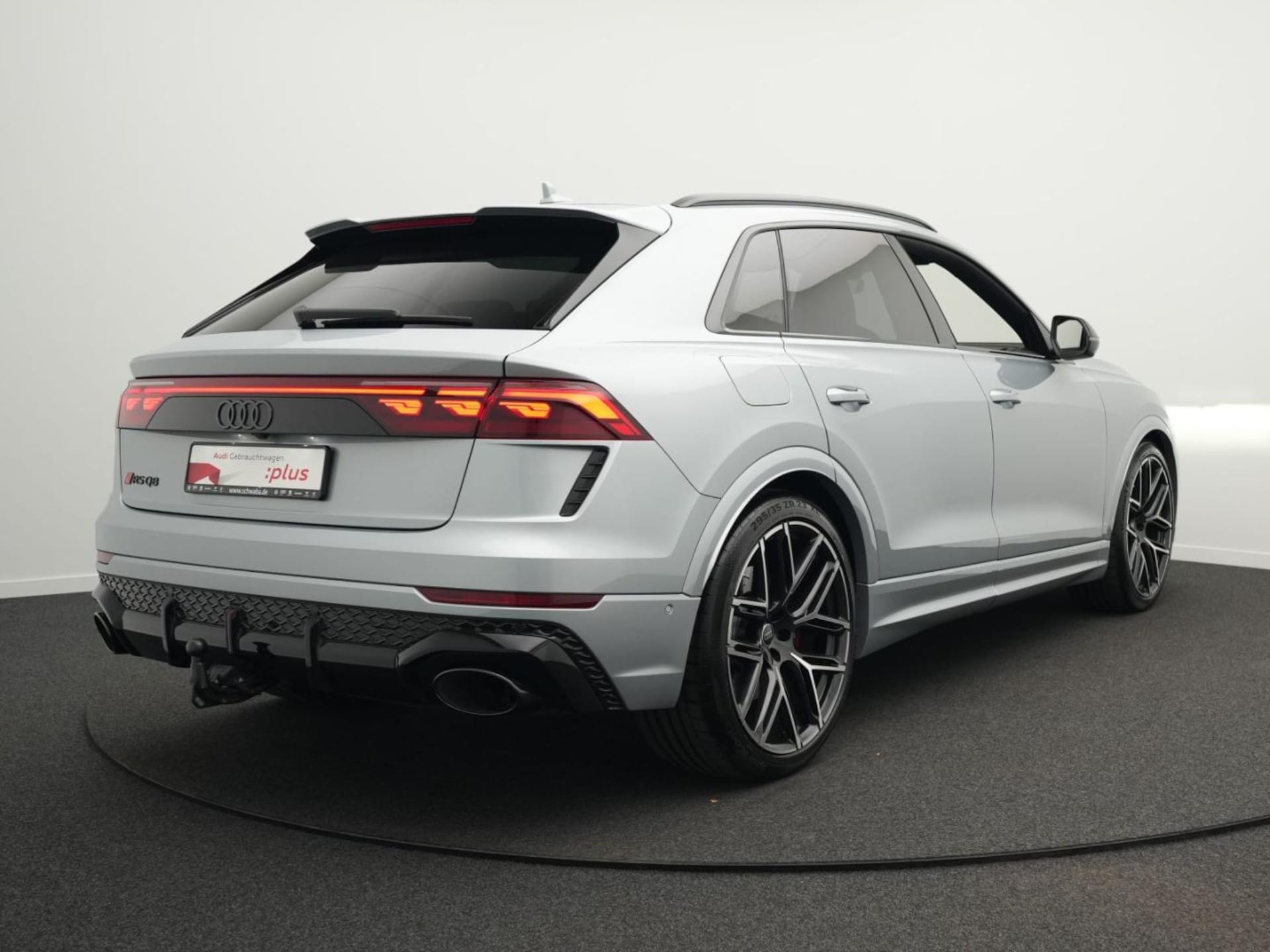 Audi RS Q8 SUV