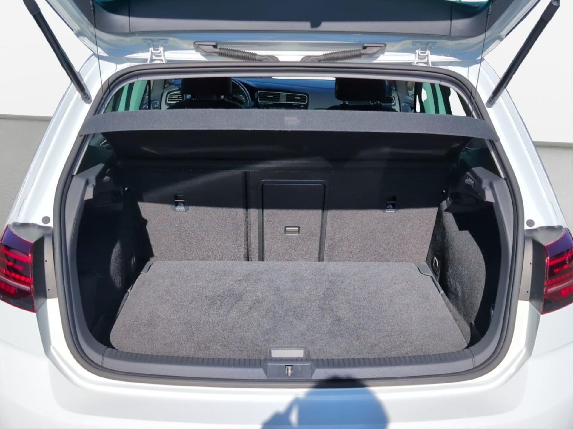 Volkswagen Golf IQ.DRIVE