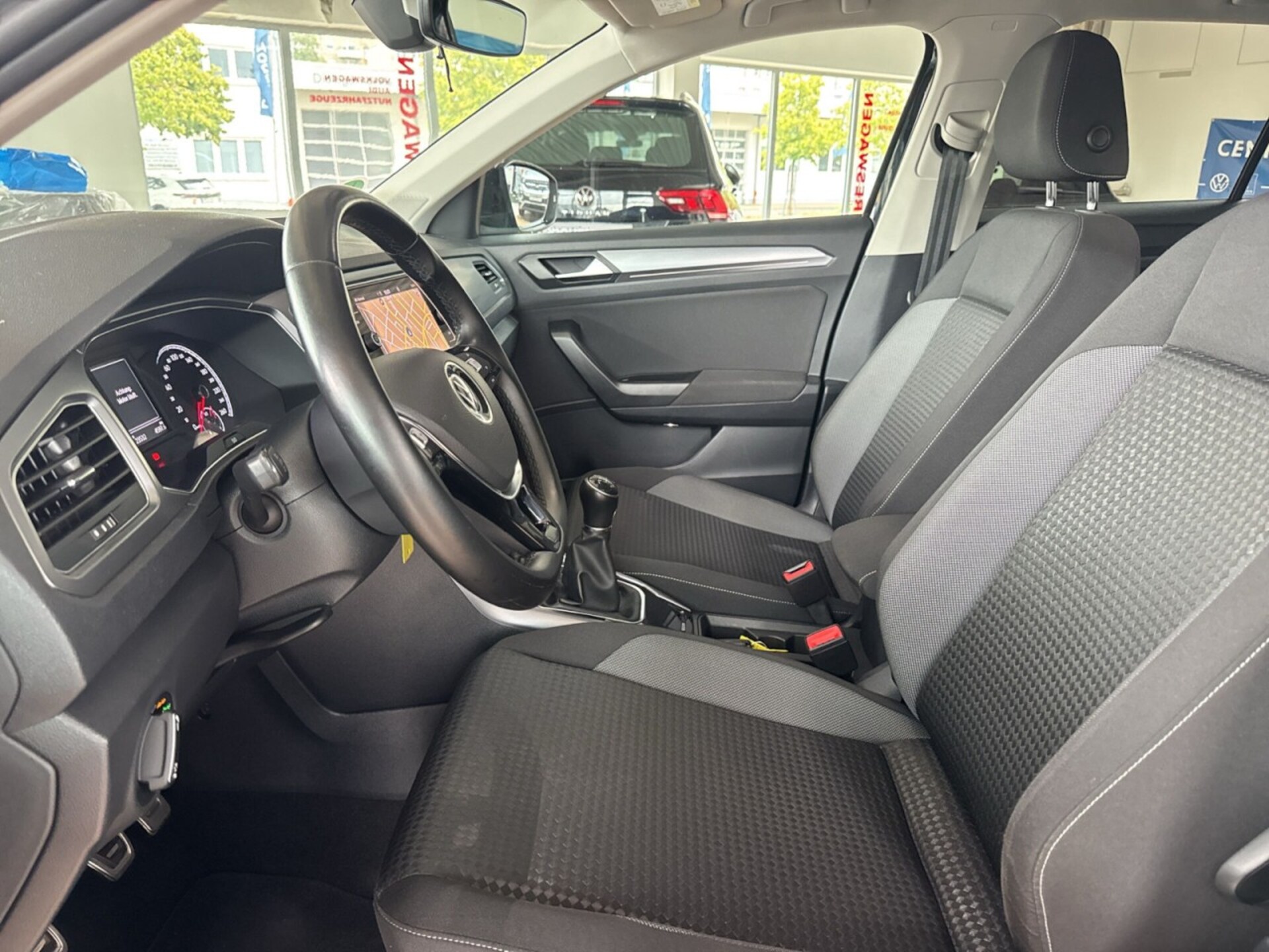 Volkswagen T-Roc Active