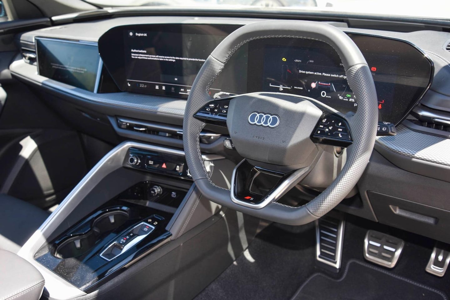 Image about Audi Q5 SUV TDI quattro 150 kW sport