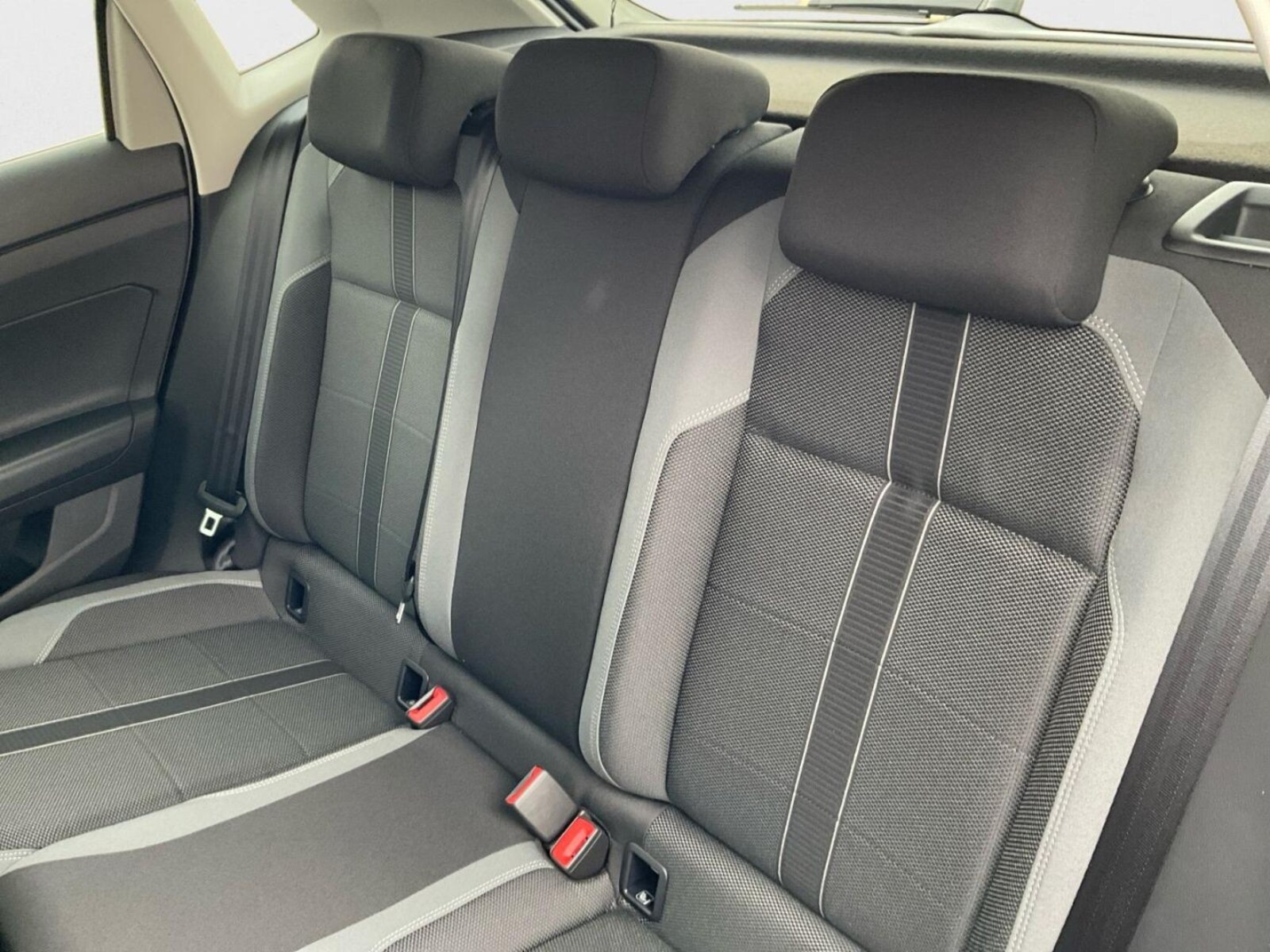 Volkswagen Polo – Bild 14