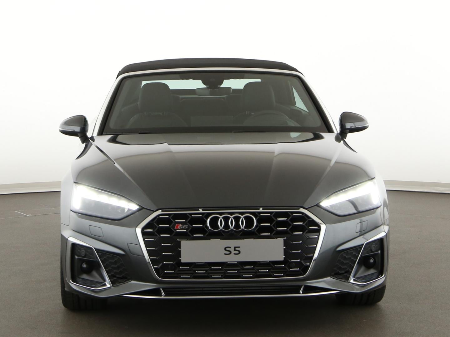 Bild über Audi S5 Cabriolet TFSI quattro tiptronic - für weitere Informationen kontaktieren Sie den Audi Partner