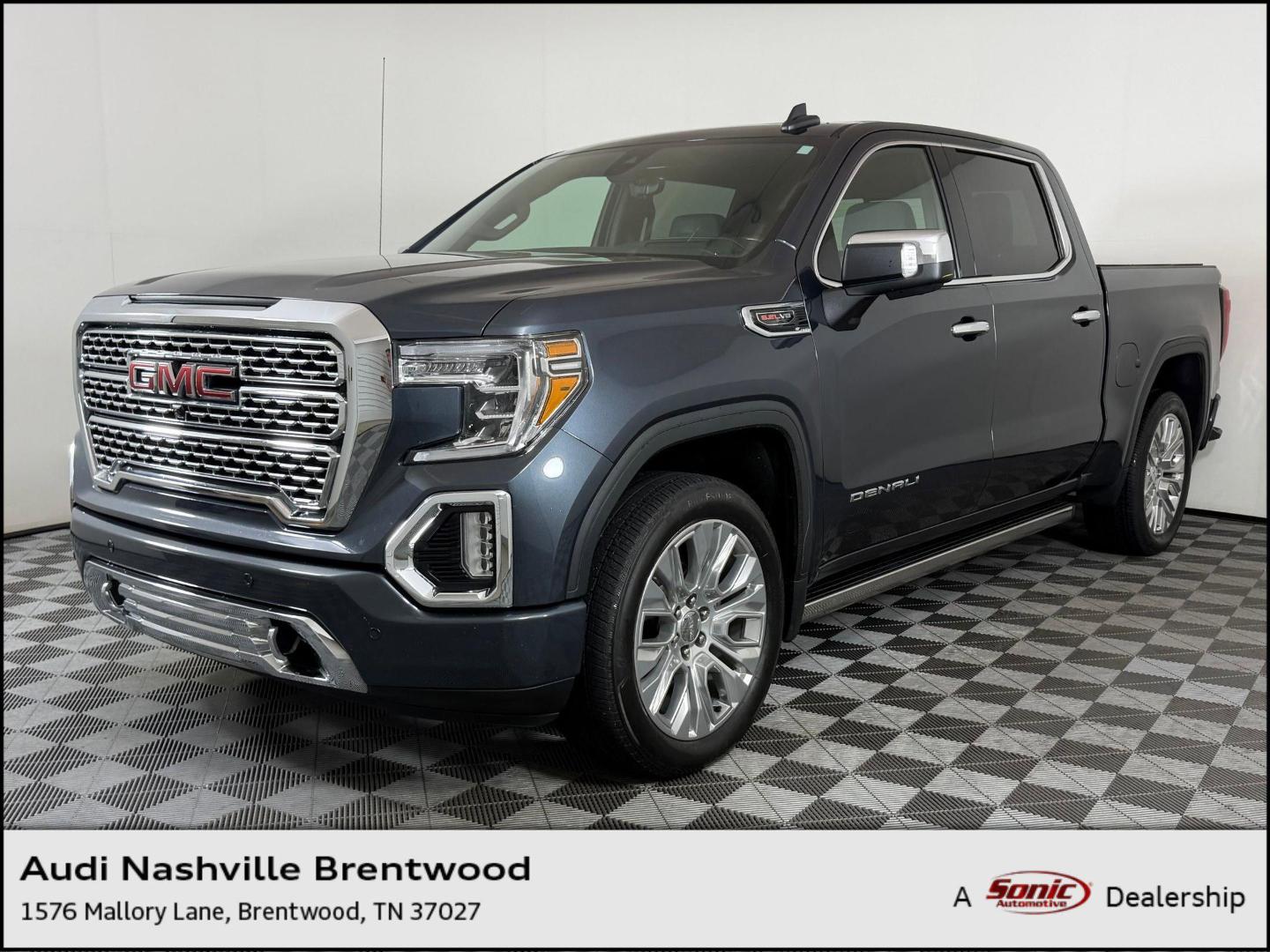 2021 GMC Sierra 4WD Crew Cab Short Box Denali's photo