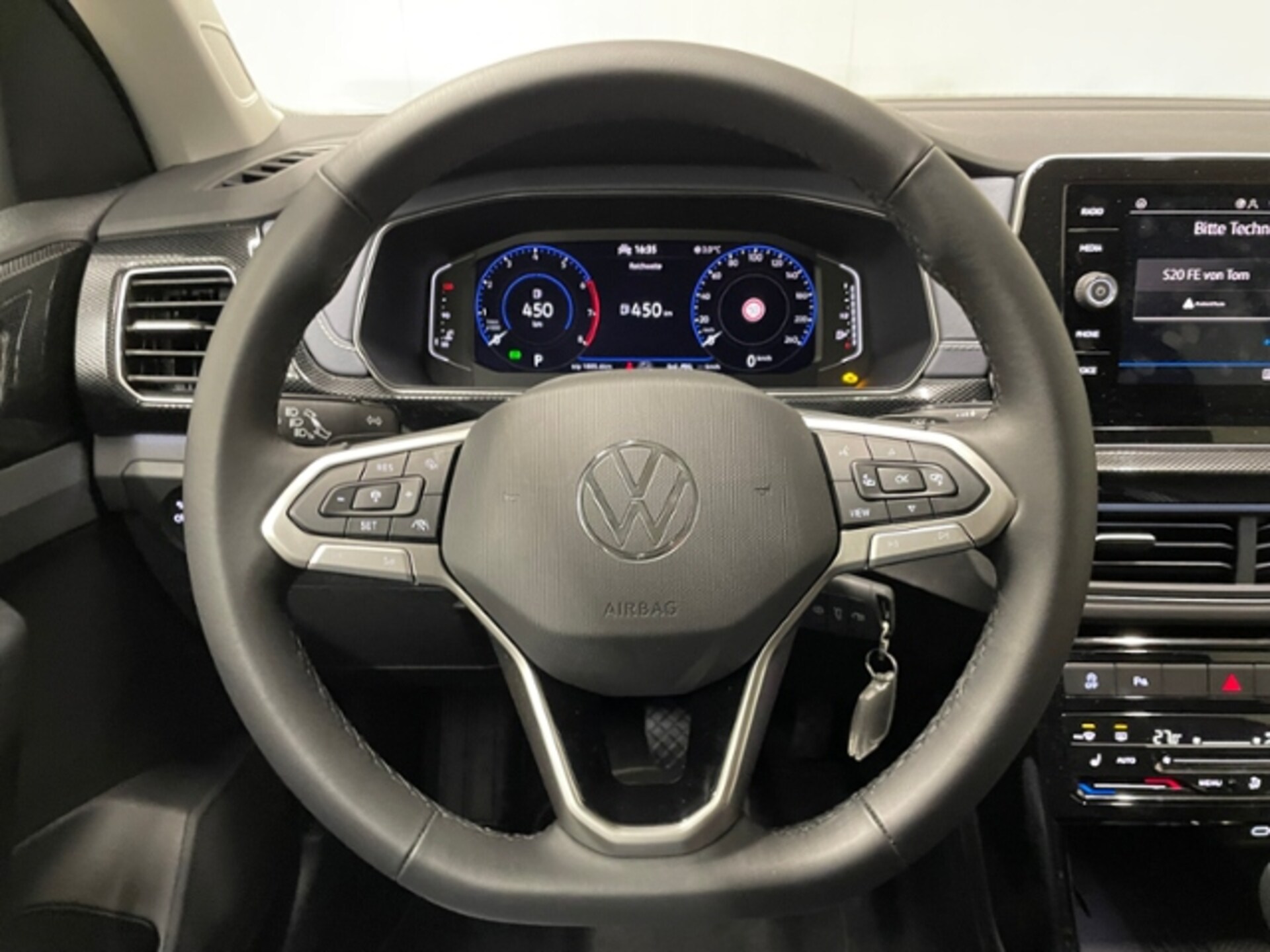 Volkswagen T-Cross Style