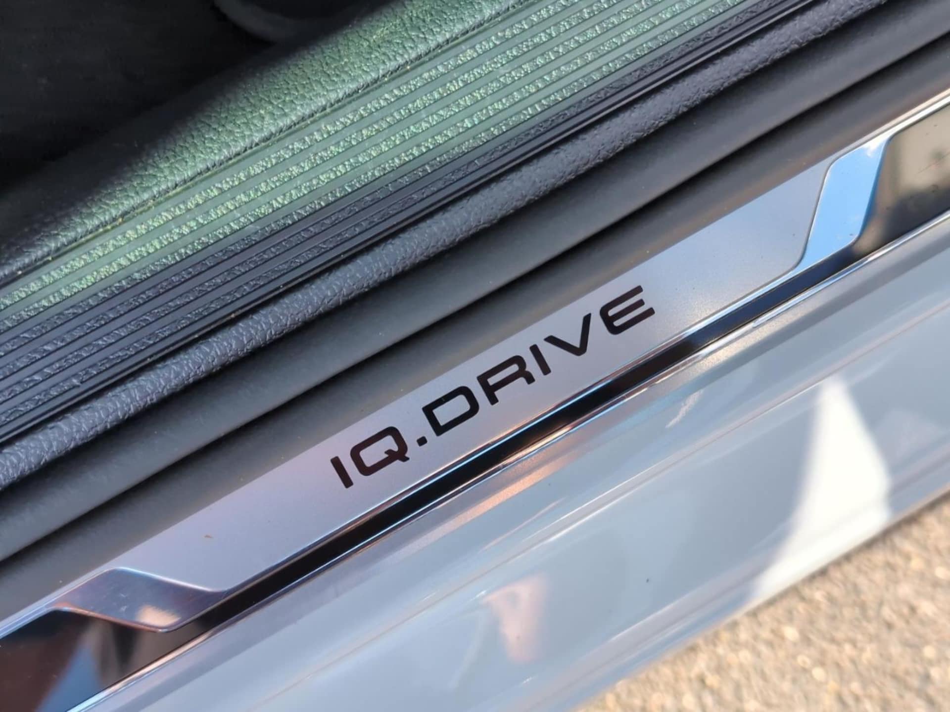 Volkswagen Golf IQ.DRIVE