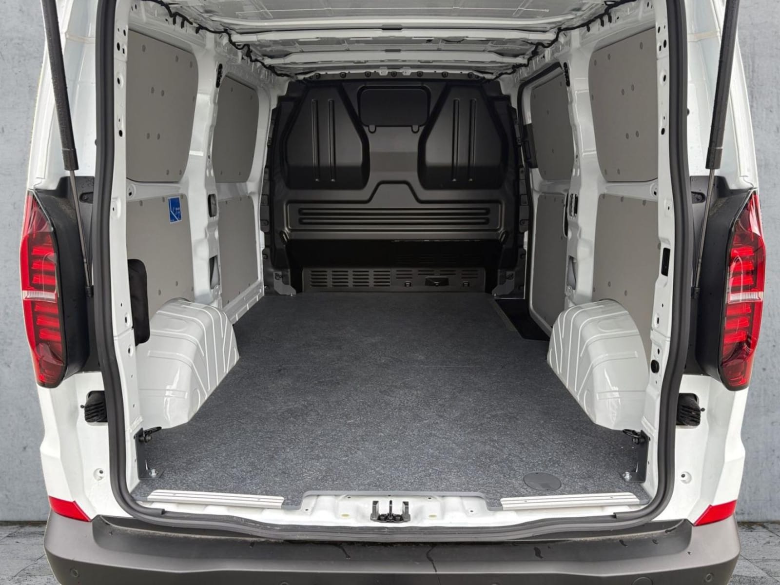 Volkswagen Transporter Kasten kurzer Radstand – Bild 14