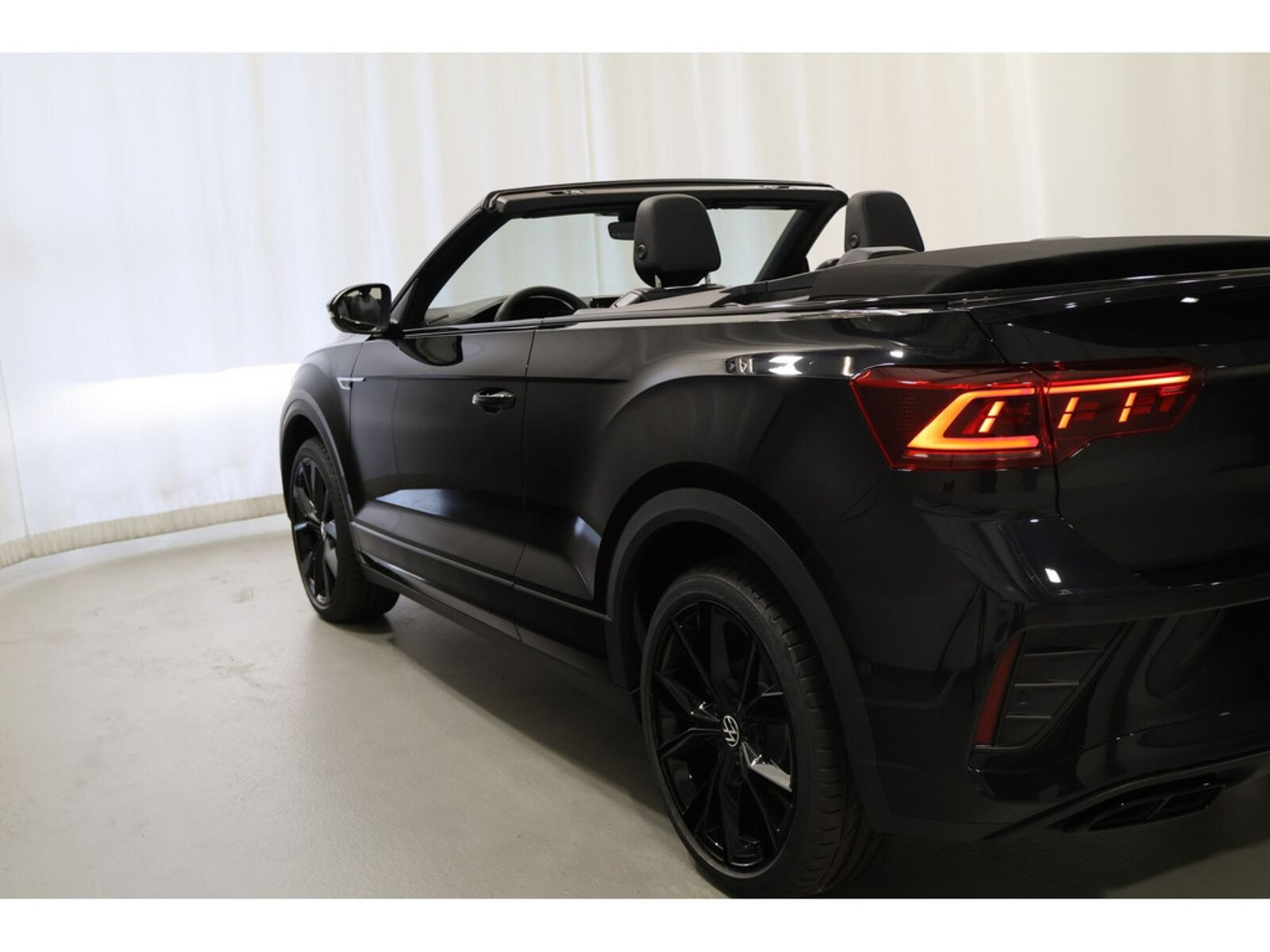 Volkswagen T-Roc Cabriolet – Bild 12