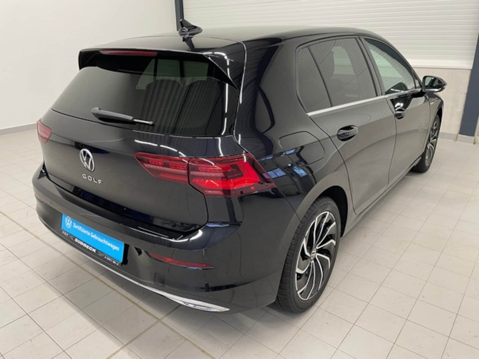 Volkswagen Golf Style