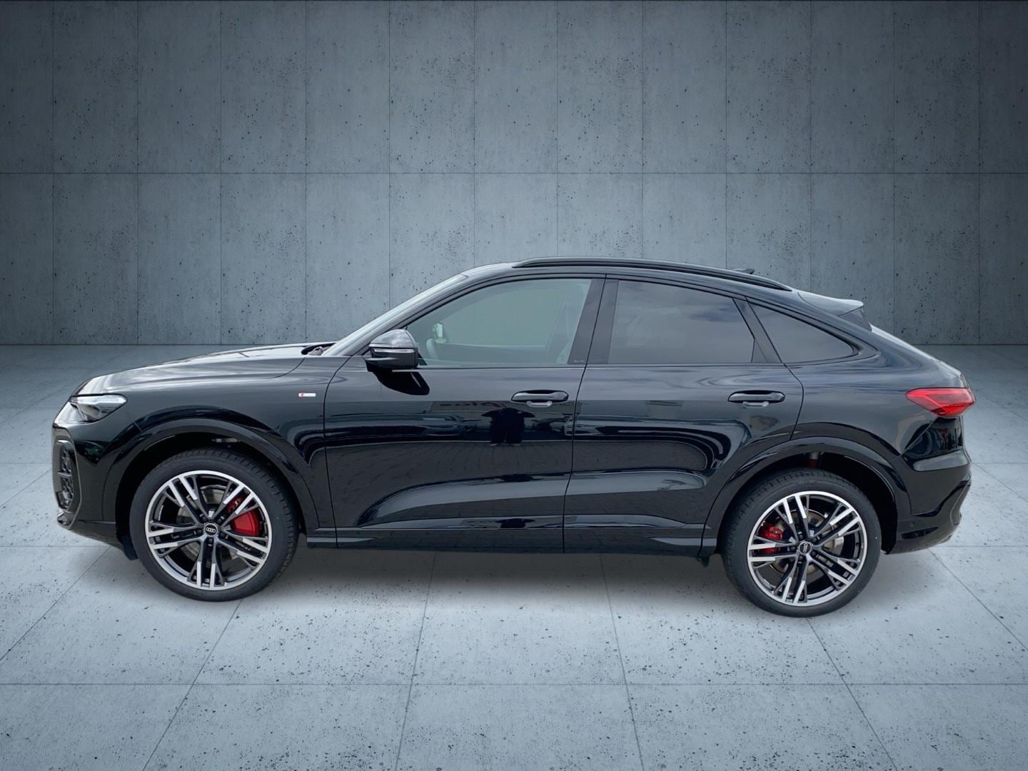 Bild über Audi Q5 Sportback TDI quattro 150 kW S tronic - für weitere Informationen kontaktieren Sie den Audi Partner