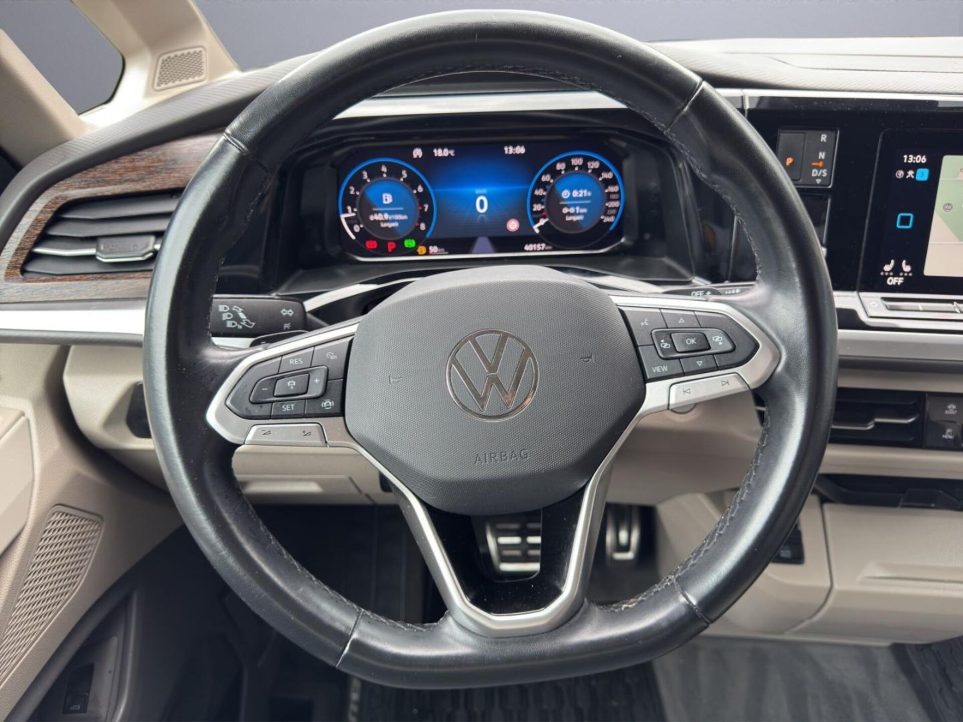 Volkswagen Multivan Style