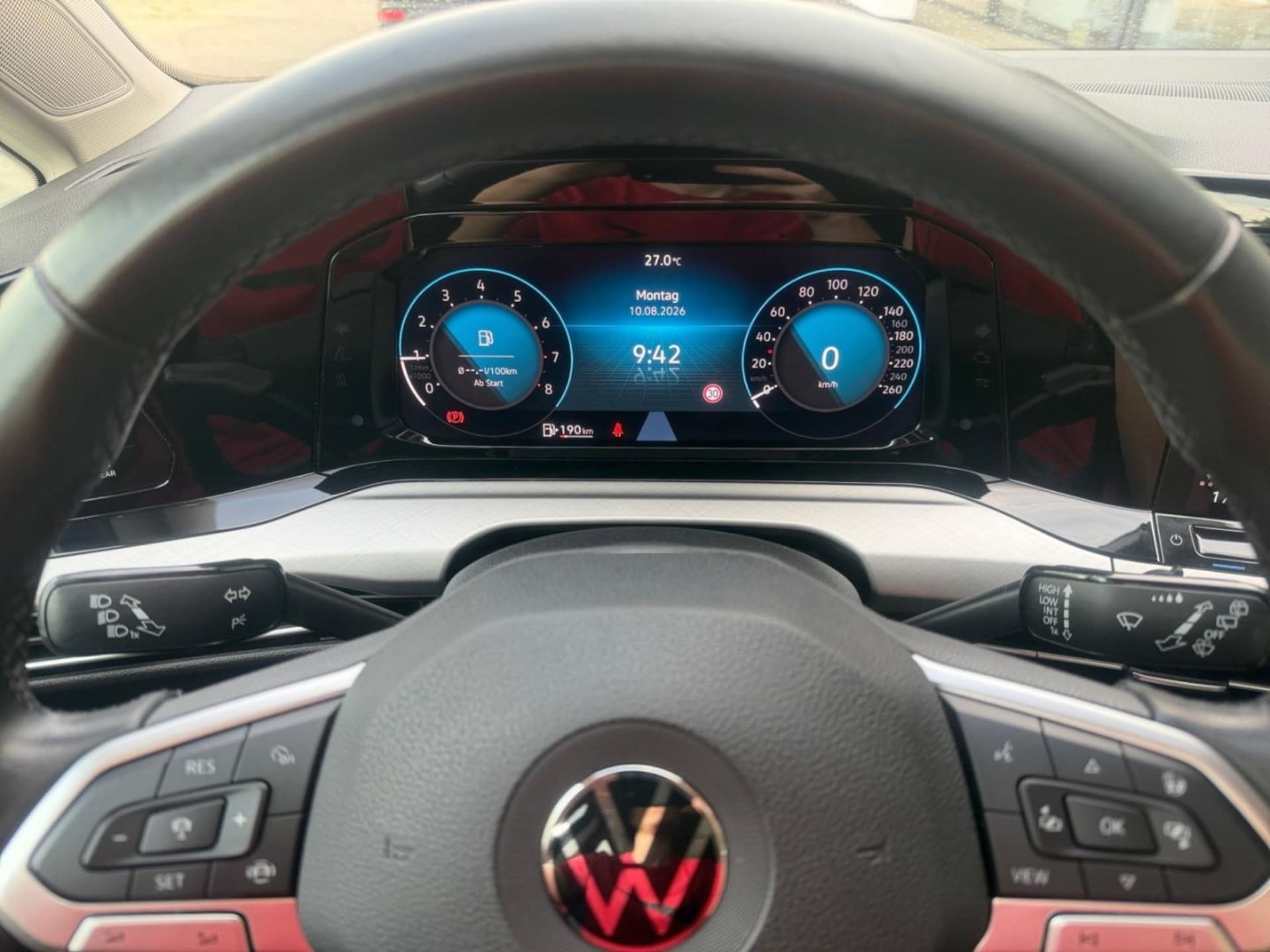 Volkswagen Golf Life