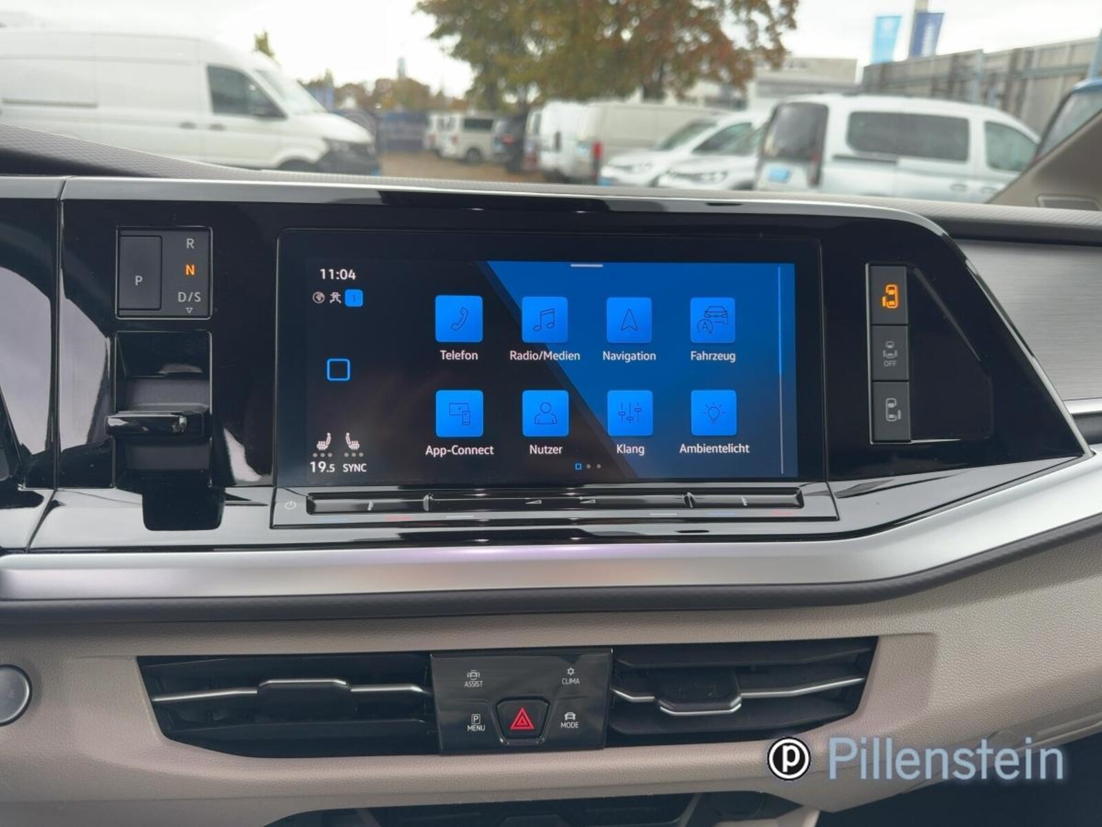 Volkswagen Multivan Langversion – Bild 7