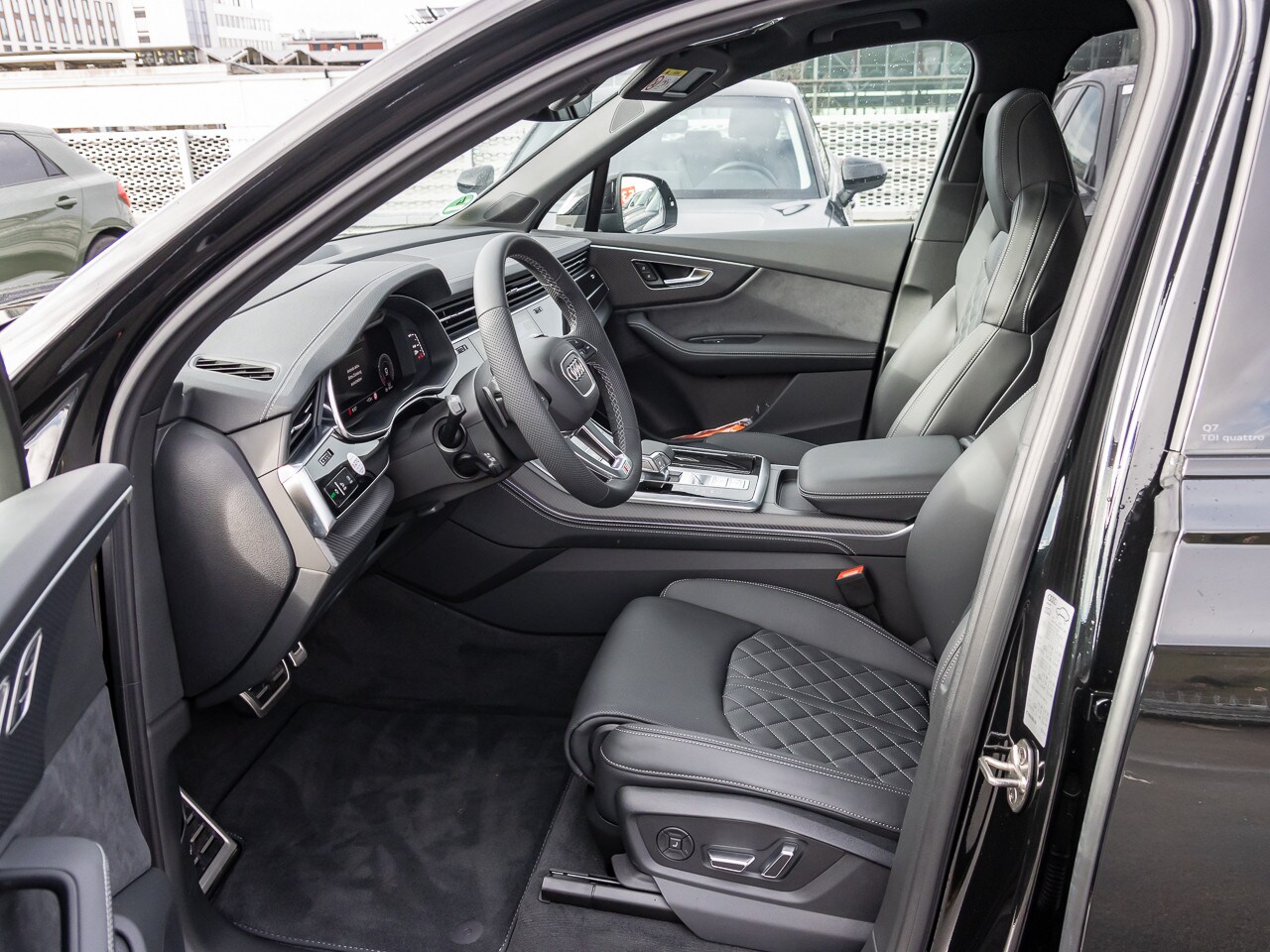 Image about Audi Q7 SUV S line 50 TDI quattro tiptronic