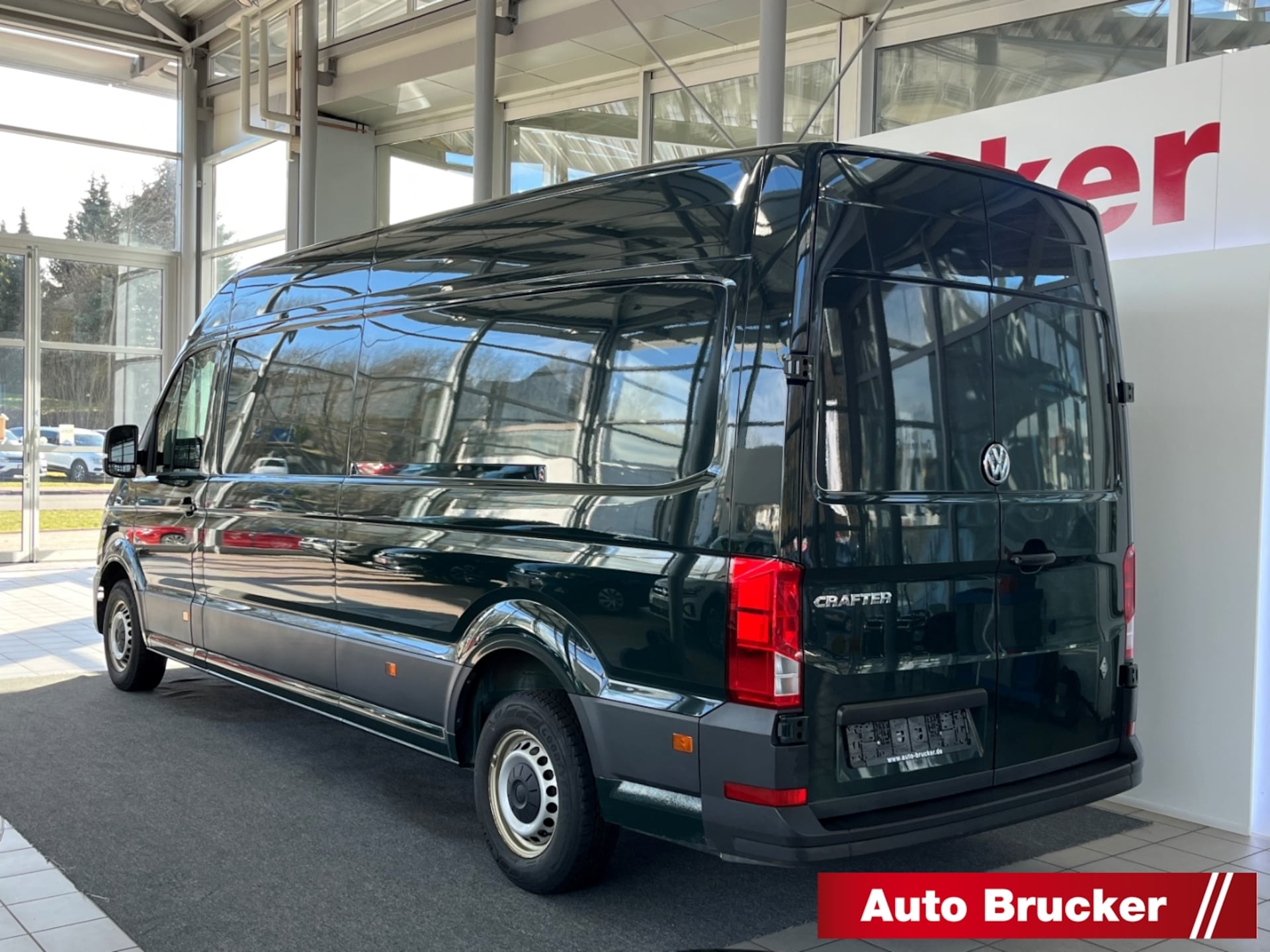Volkswagen Crafter Kasten langer Radstand