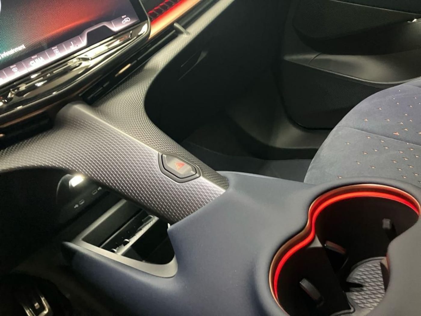CUPRA Tavascan 77kWh VZ Dual Motor AWD 250 kW (340 CV) — photo 10
