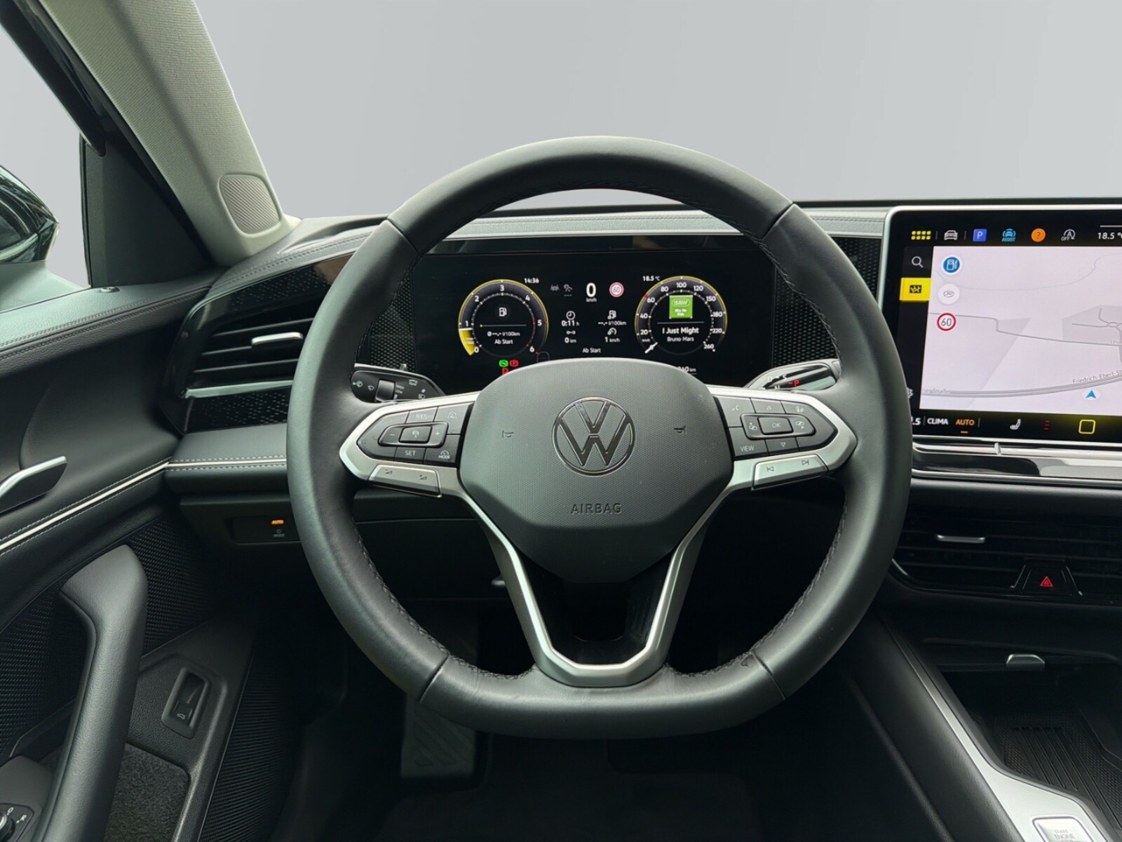 Volkswagen Passat – Bild 14