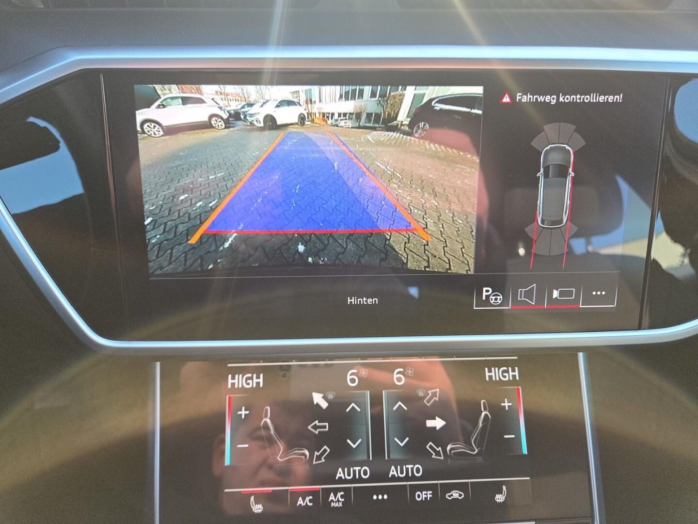Bild über Audi A6 Avant advanced 45 TFSI S tronic - für weitere Informationen kontaktieren Sie den Audi Partner