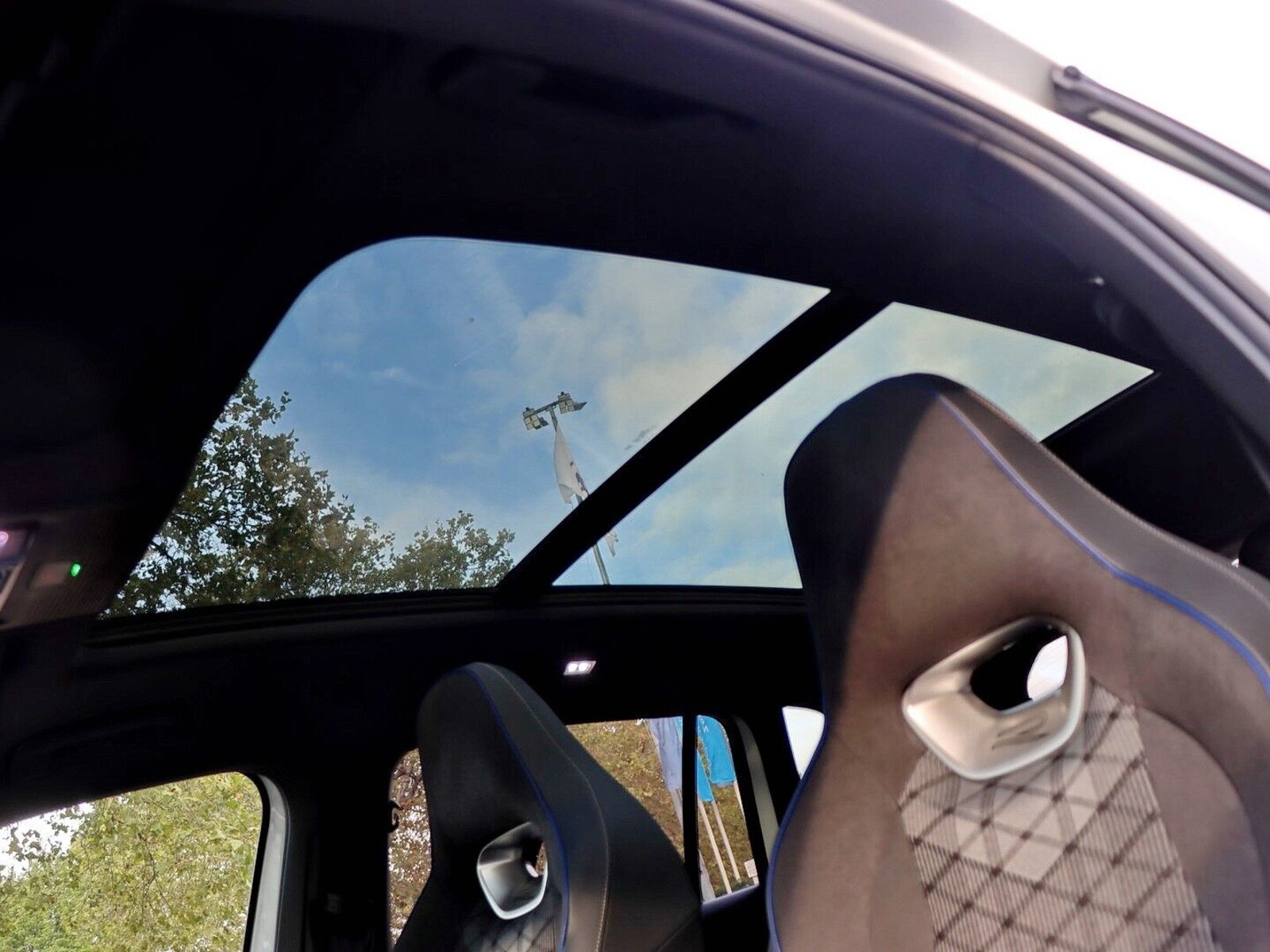 Volkswagen Tiguan – Bild 11