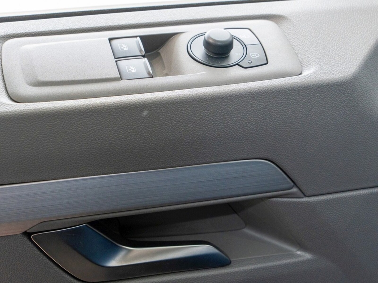 Volkswagen Transporter Kasten langer Radstand – Bild 13