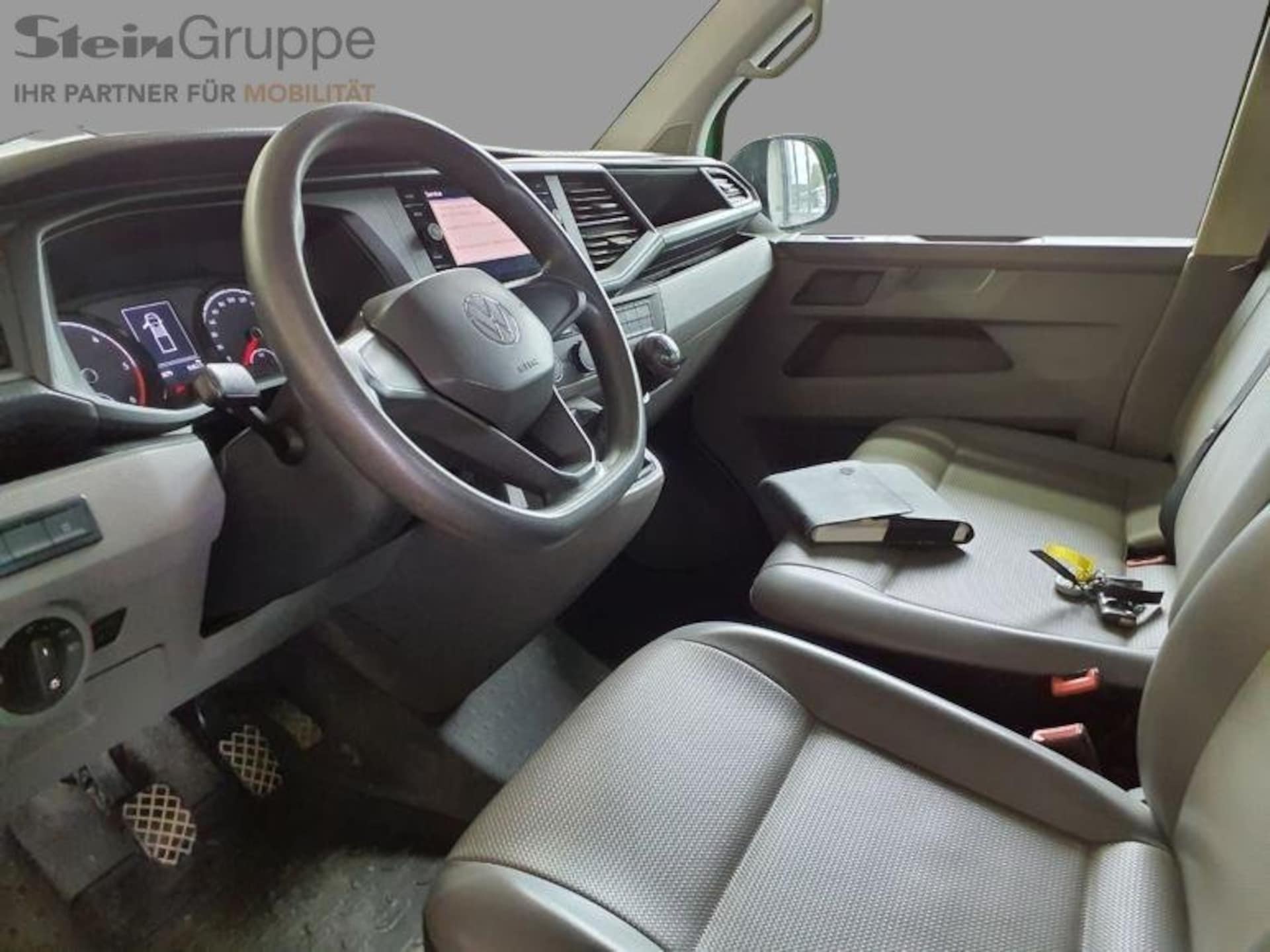 Volkswagen T6.1 Transporter Pritschenwagen Doppelkabine