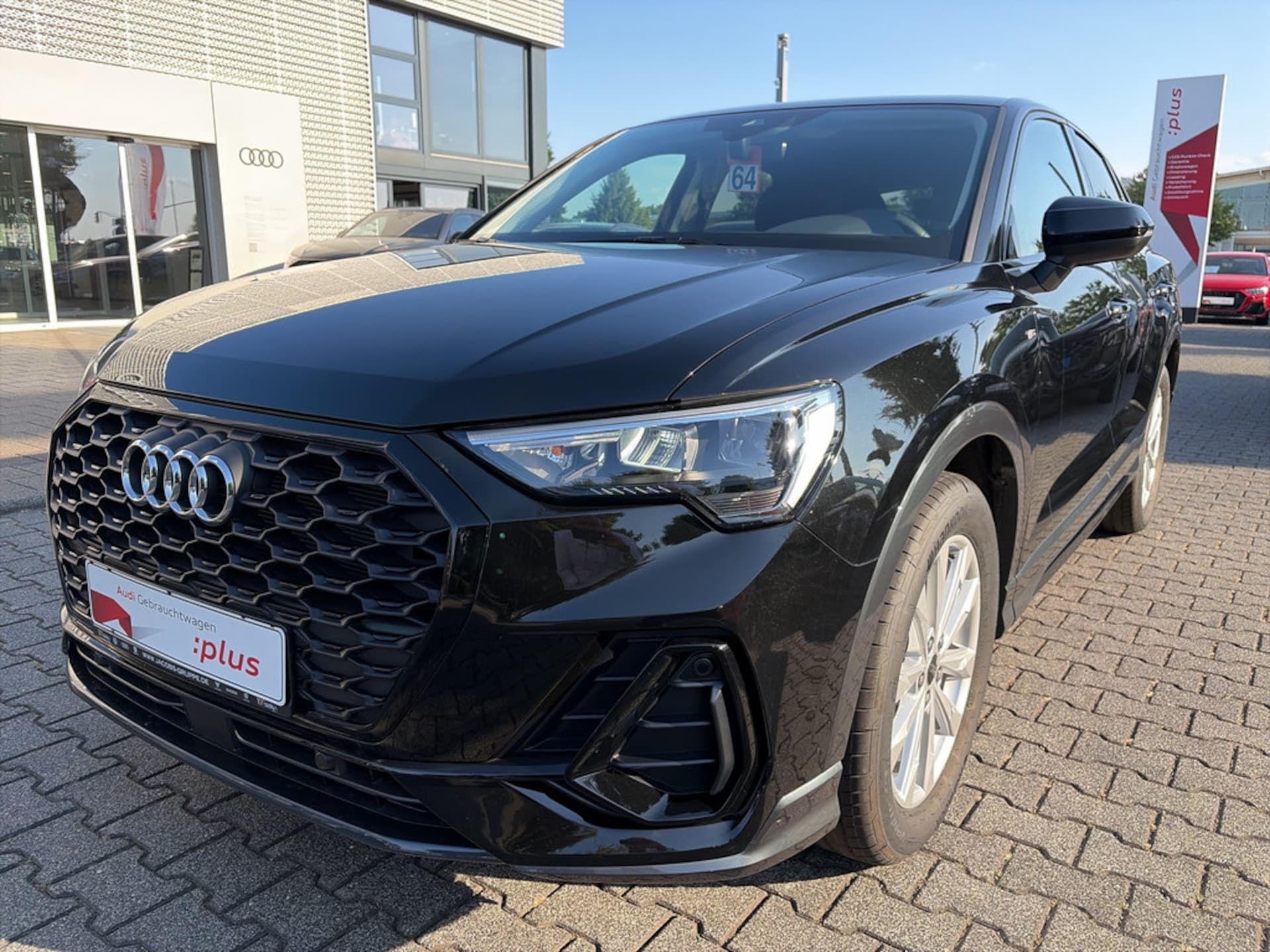 Audi Q3 Sportback S line