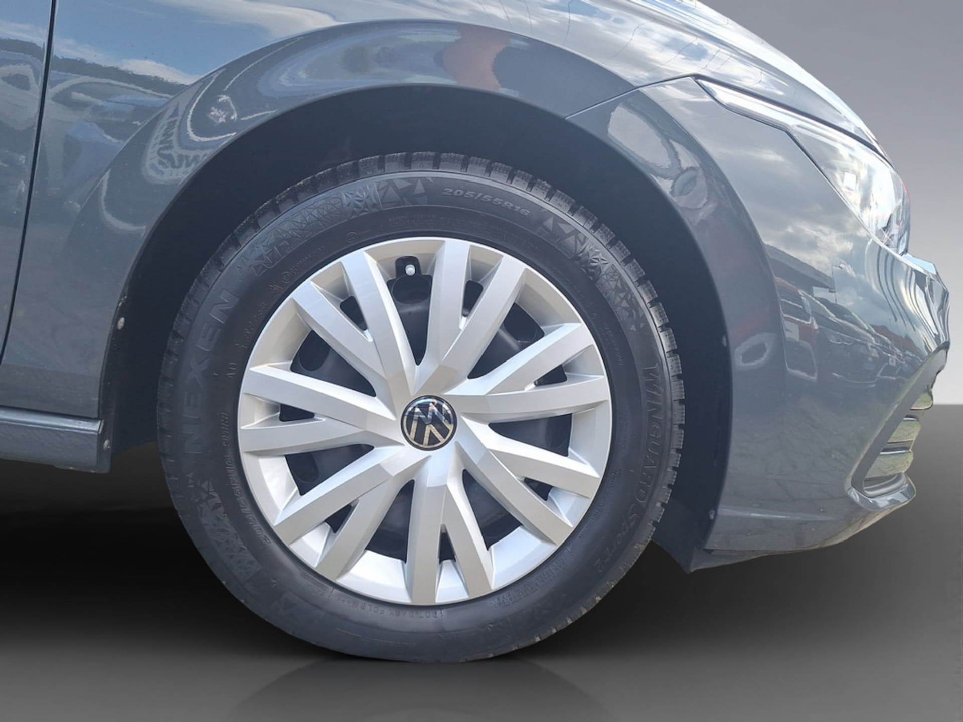 Volkswagen Golf Variant Life