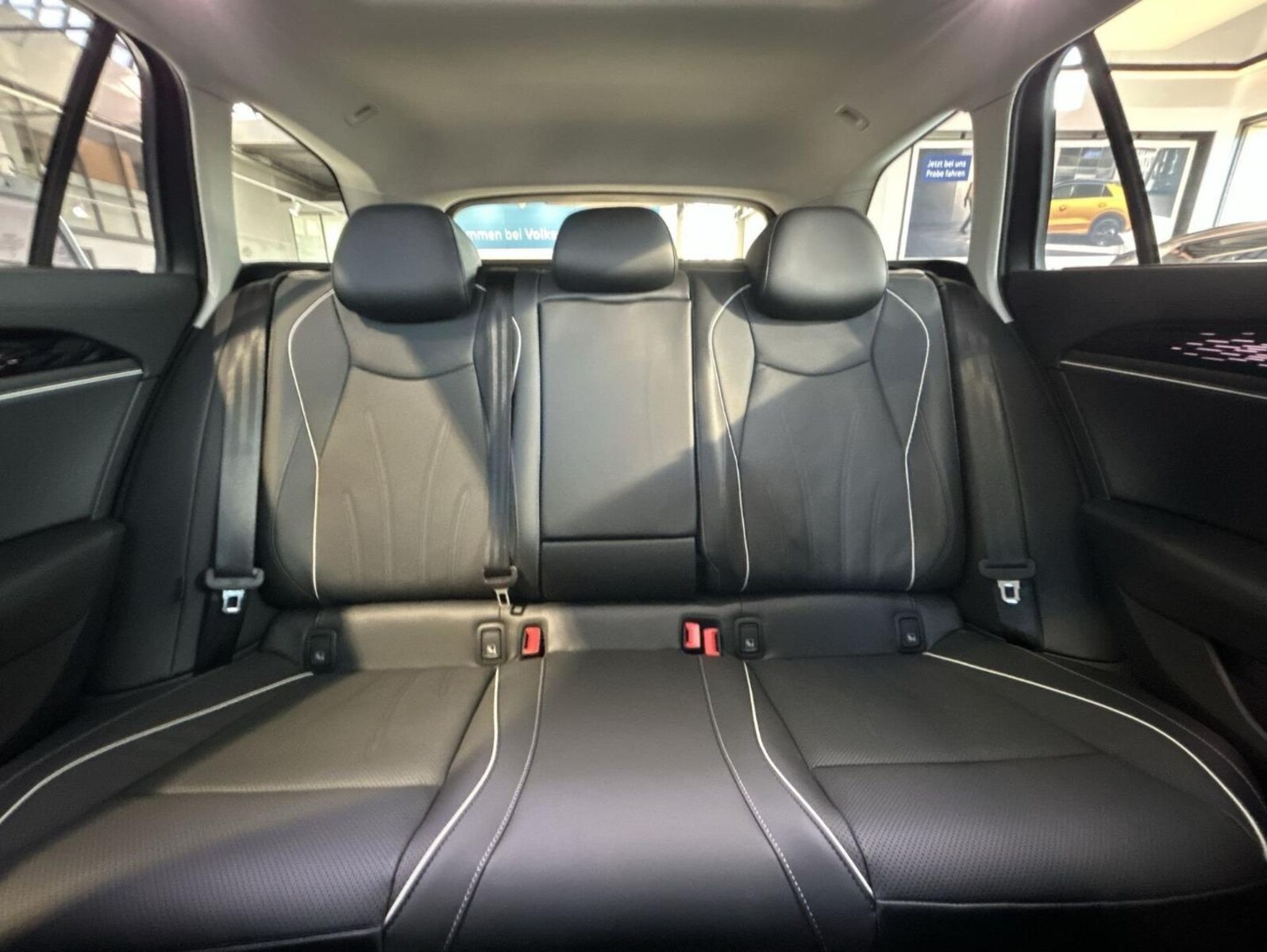 Volkswagen Passat – Bild 9