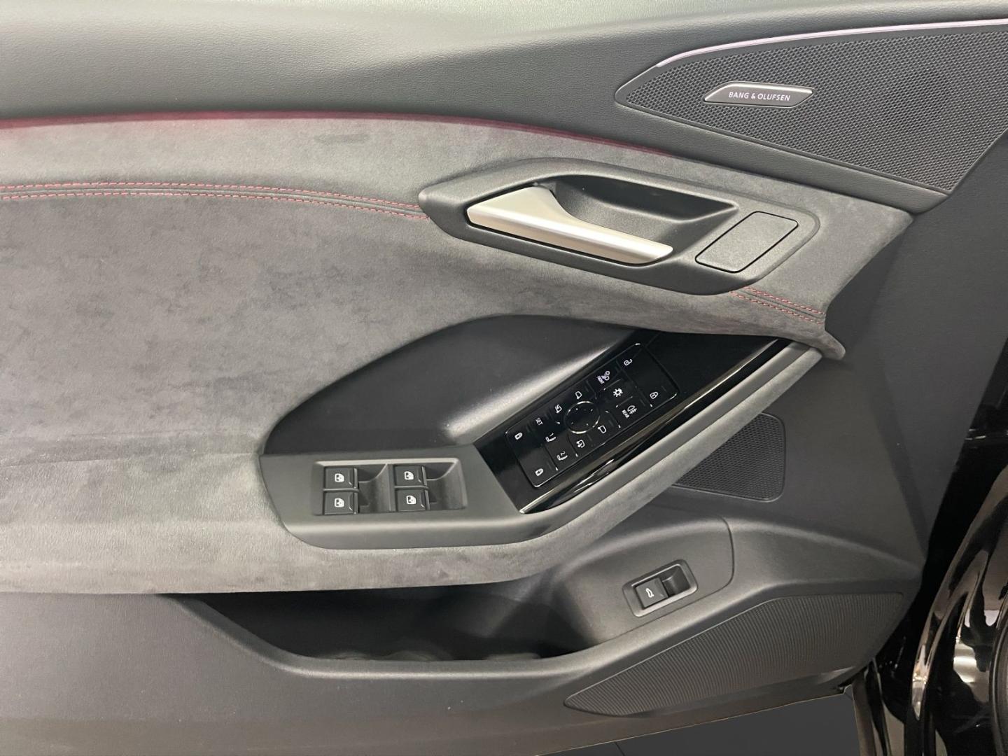 Image about Audi SQ6 Sportback e-tron e-tron