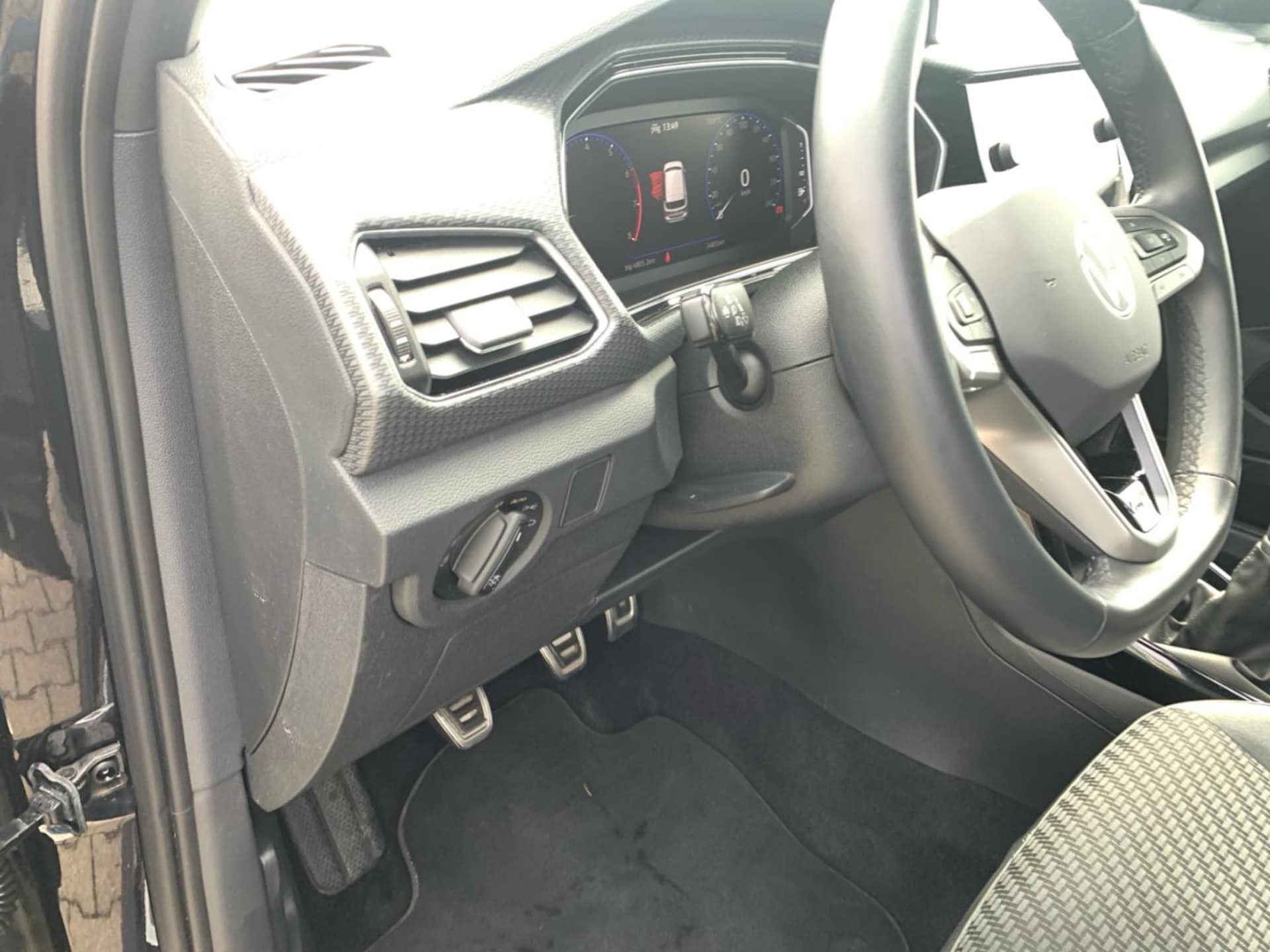 Volkswagen T-Cross Style