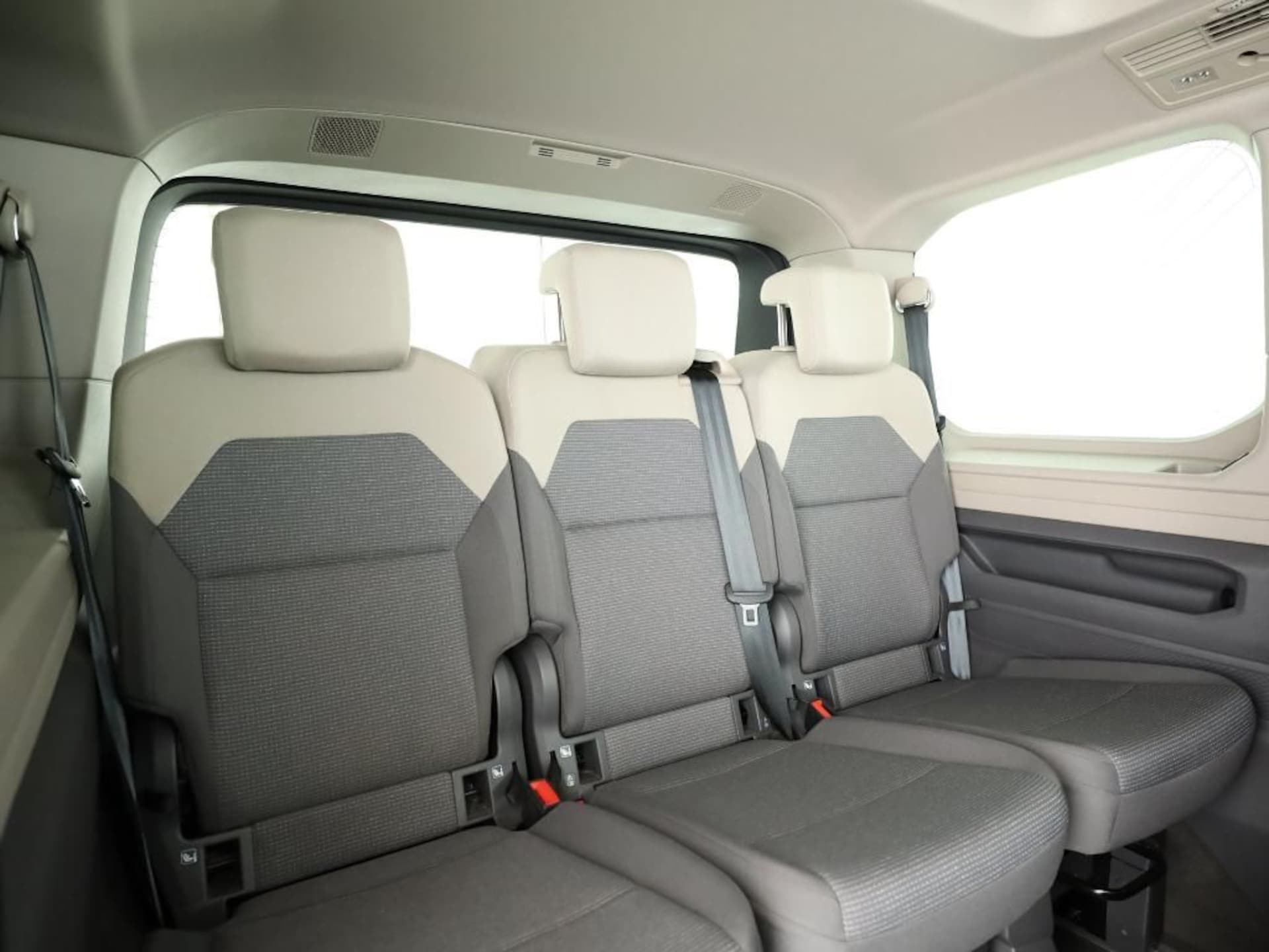 Volkswagen Multivan Basis-Modell