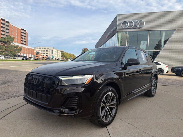 Photo of 2025 Audi Q7