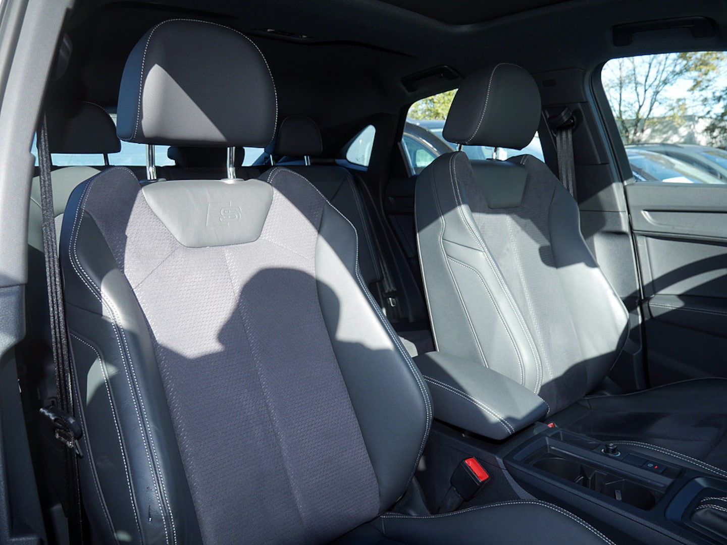 Bild über Audi Q3 Sportback S line 40 TDI quattro S tronic - für weitere Informationen kontaktieren Sie den Audi Partner