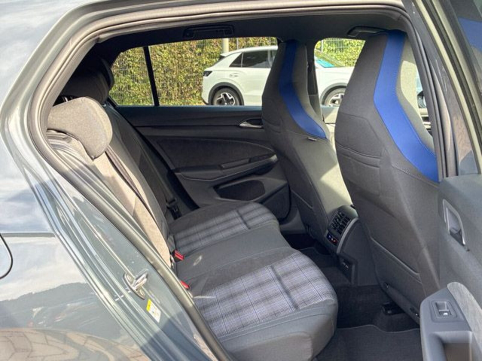 Volkswagen Golf – Bild 11