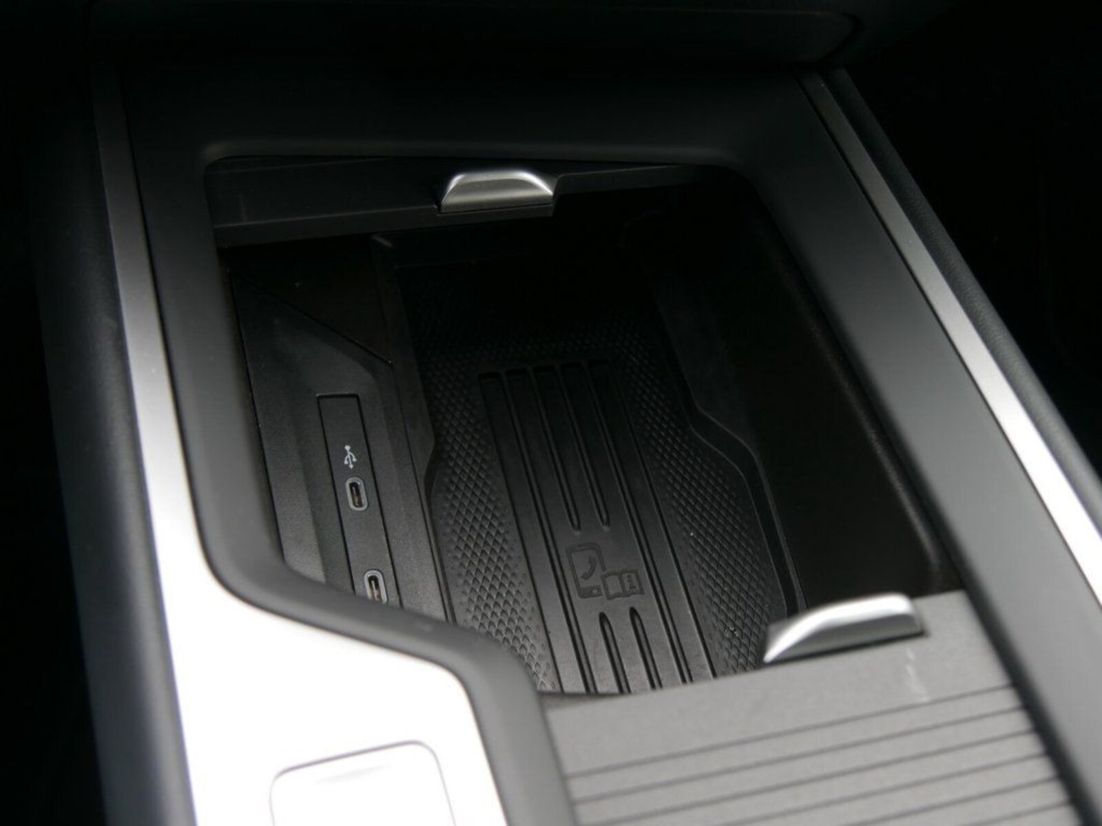 Volkswagen Passat – Bild 16