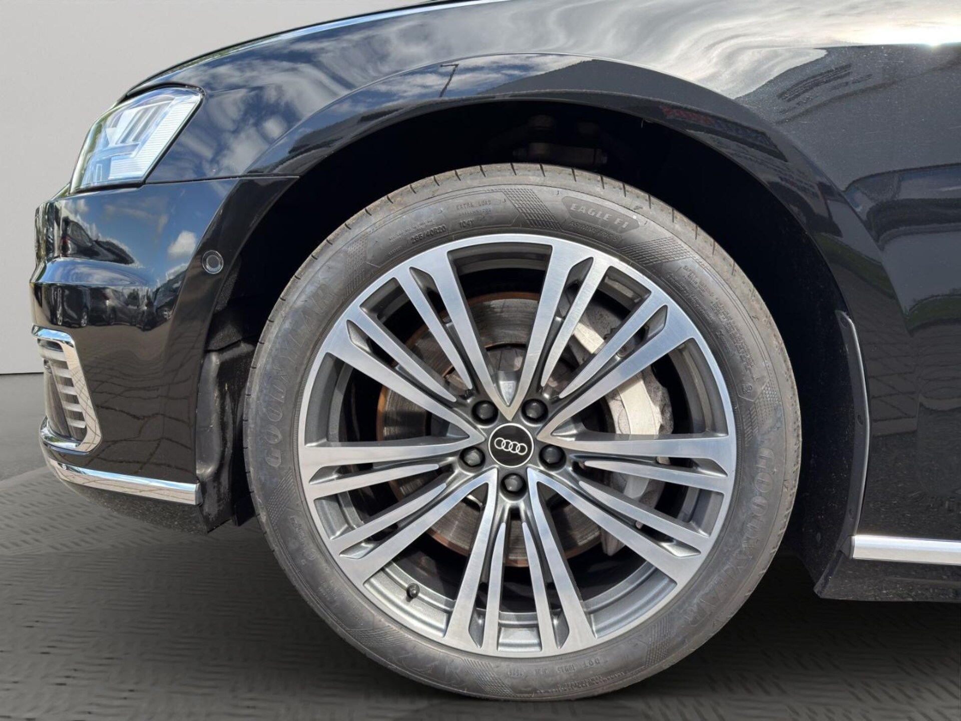 Audi A8 TFSI e