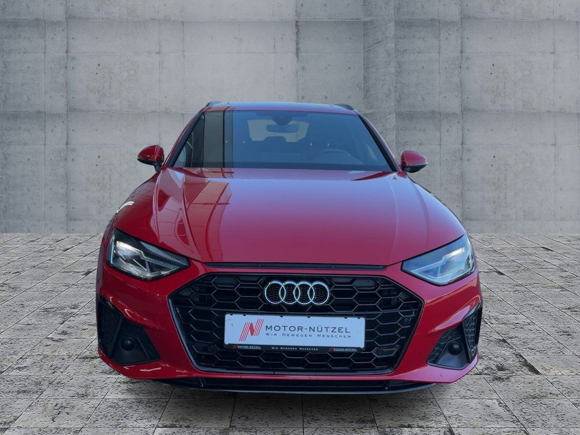 Audi A4 Avant S line