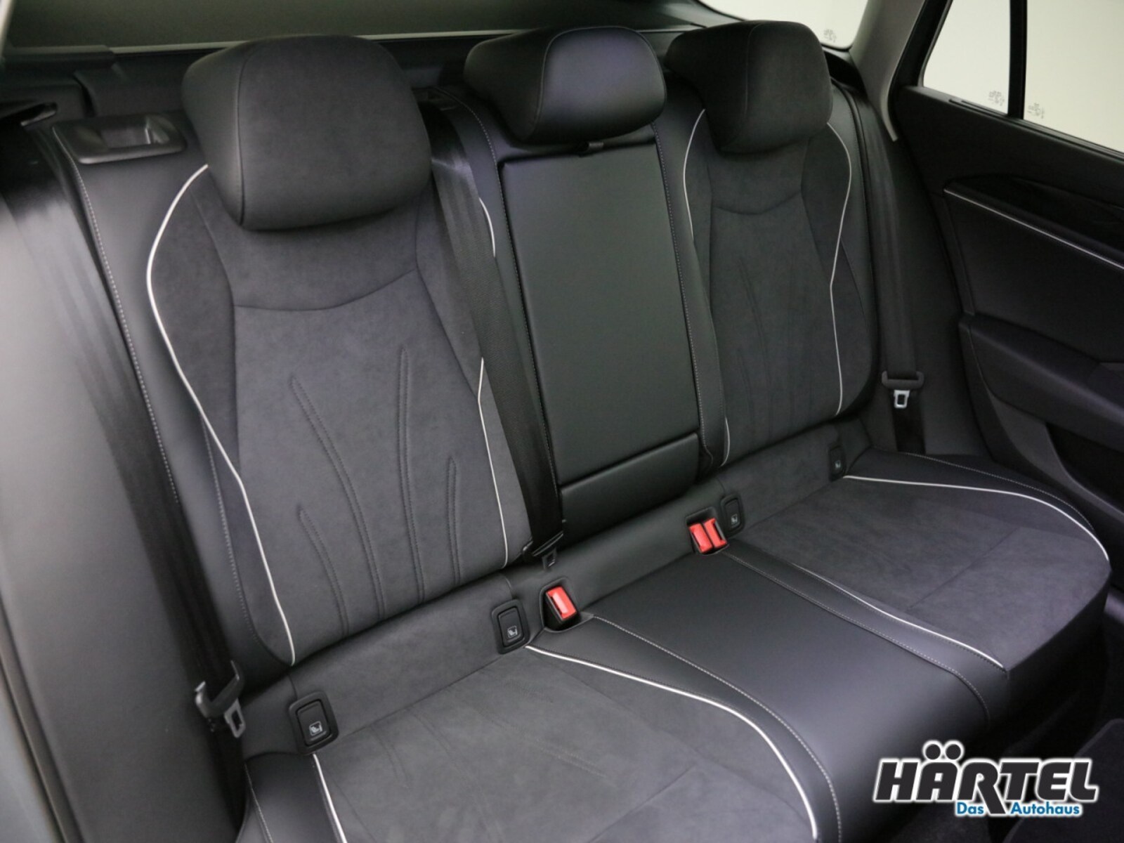 Volkswagen Passat – Bild 8