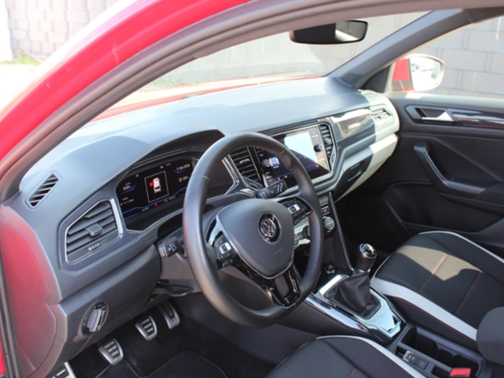 Volkswagen T-Roc Sport