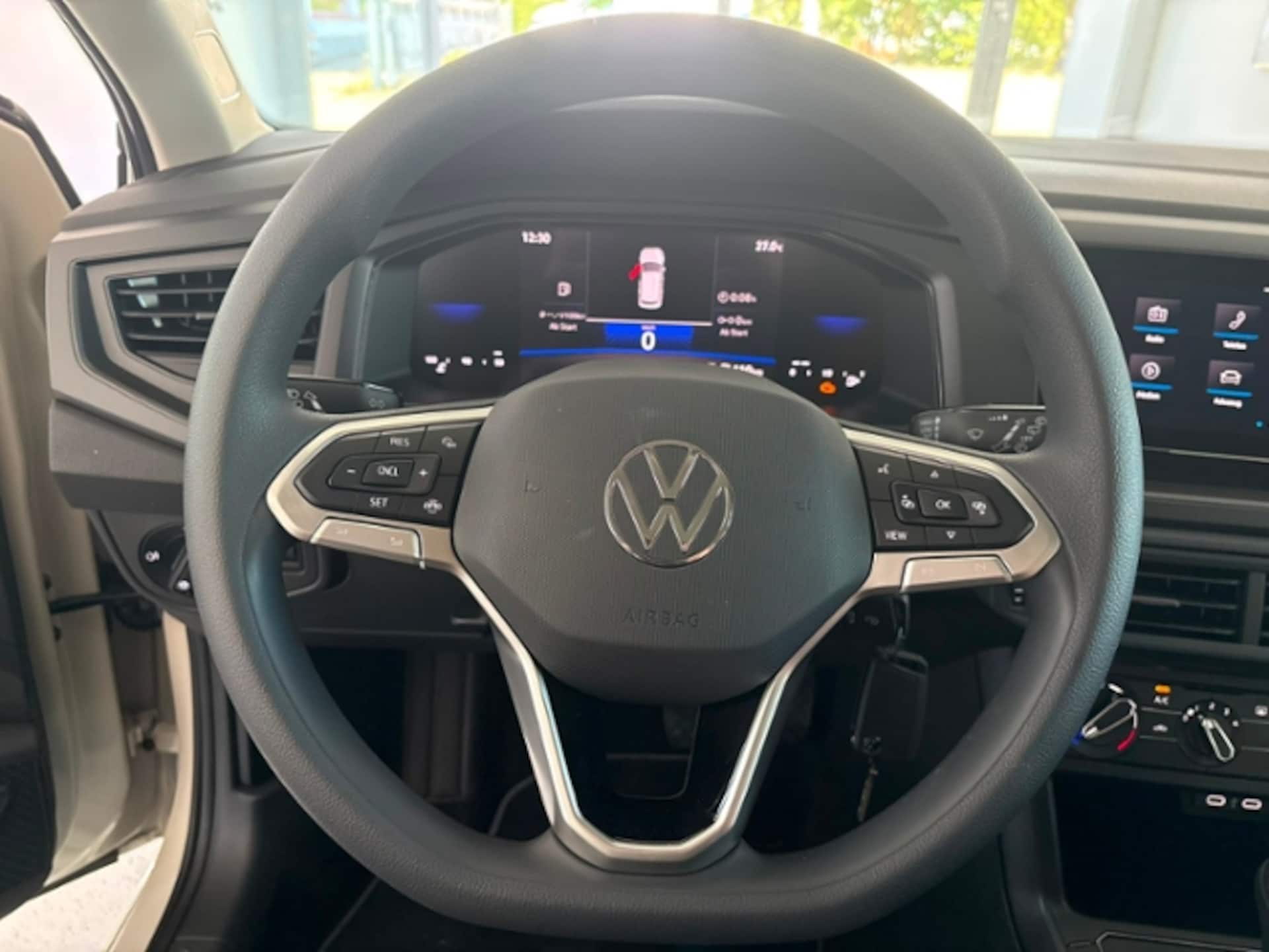 Volkswagen Polo Basis-Modell