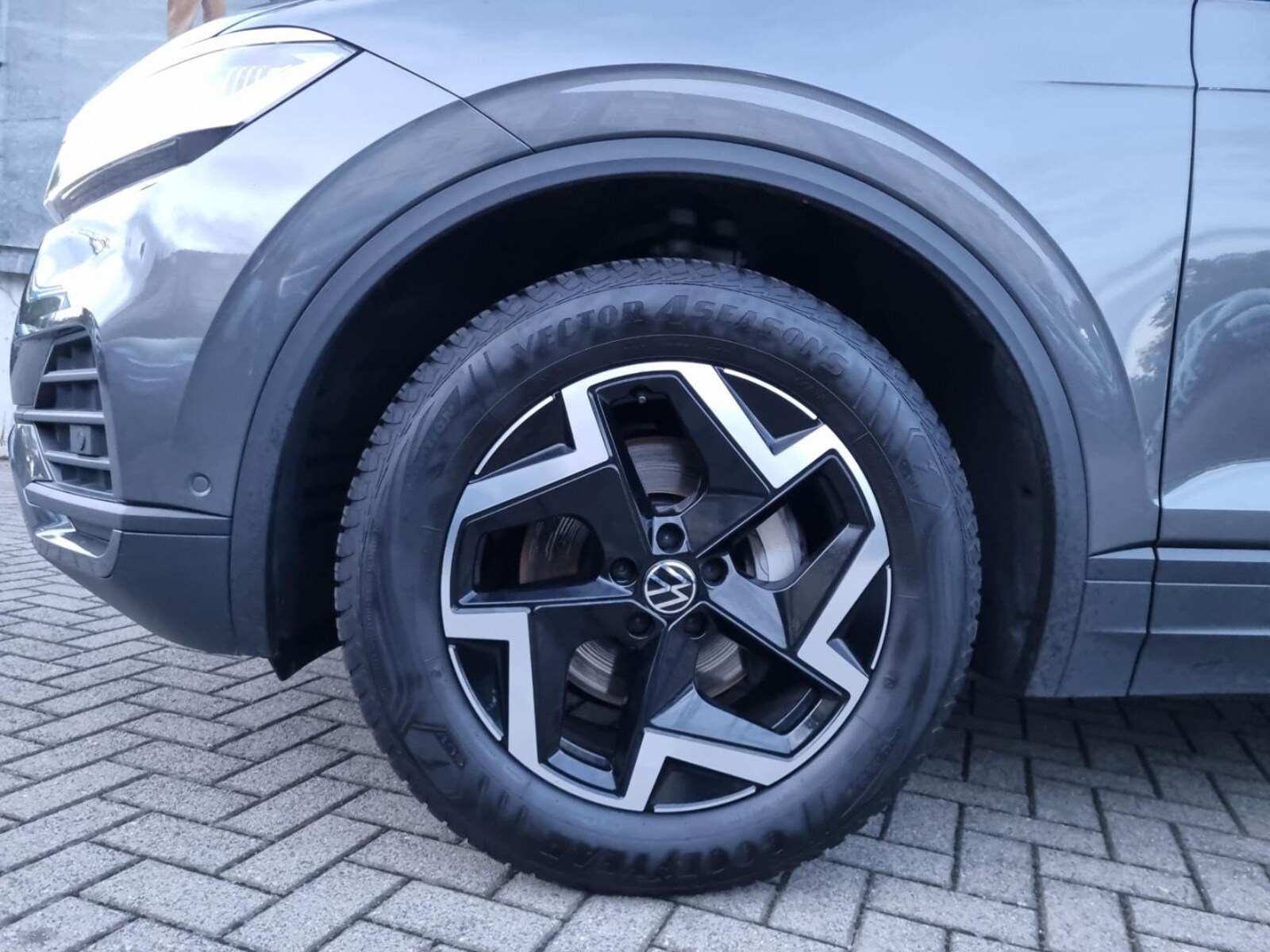 Volkswagen Touareg – Bild 8