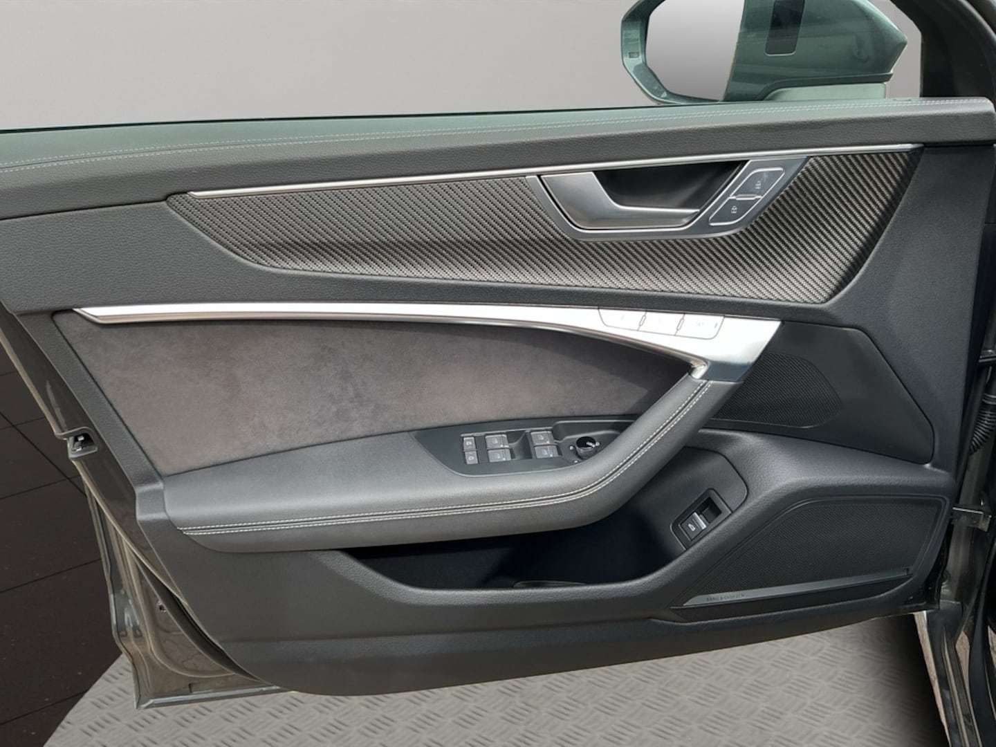 Bild über Audi S6 Avant TDI quattro tiptronic - für weitere Informationen kontaktieren Sie den Audi Partner
