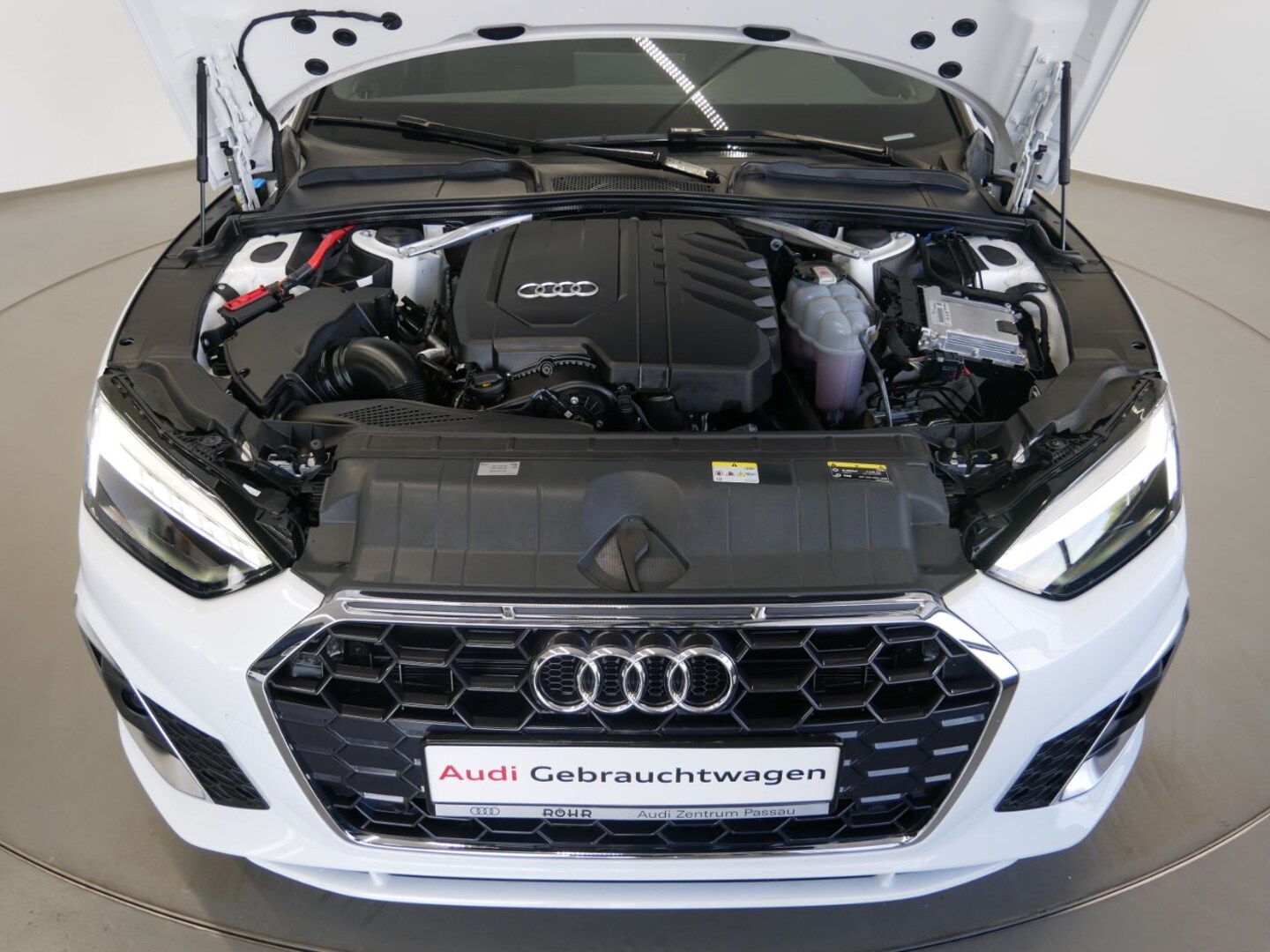 Bild über Audi A5 Sportback S line 35 TFSI Schaltgetriebe - für weitere Informationen kontaktieren Sie den Audi Partner