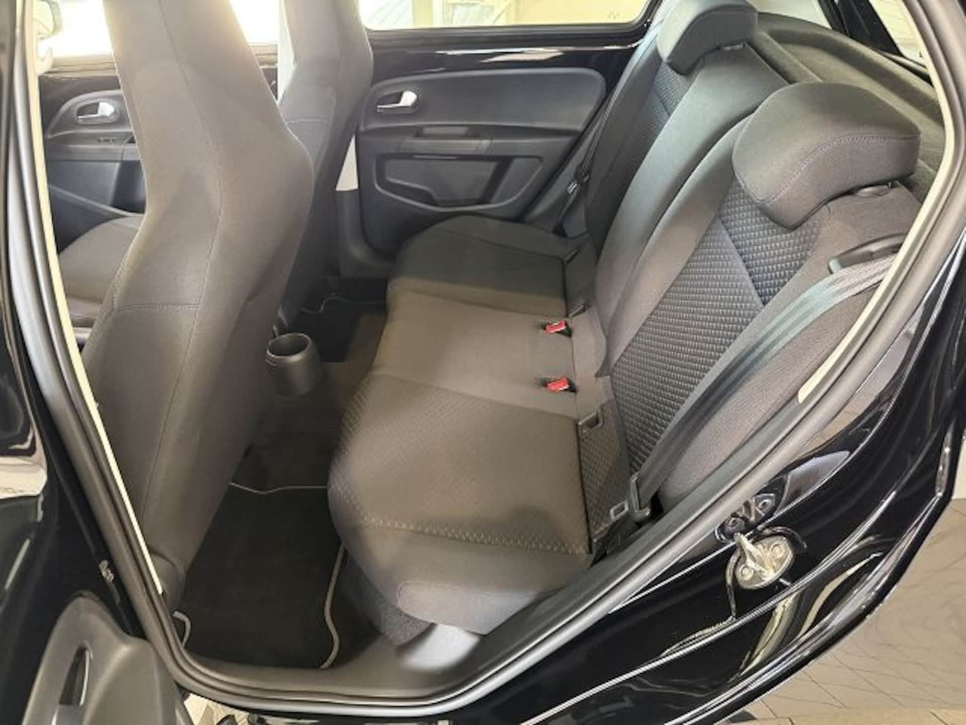 Volkswagen e-up! UNITED