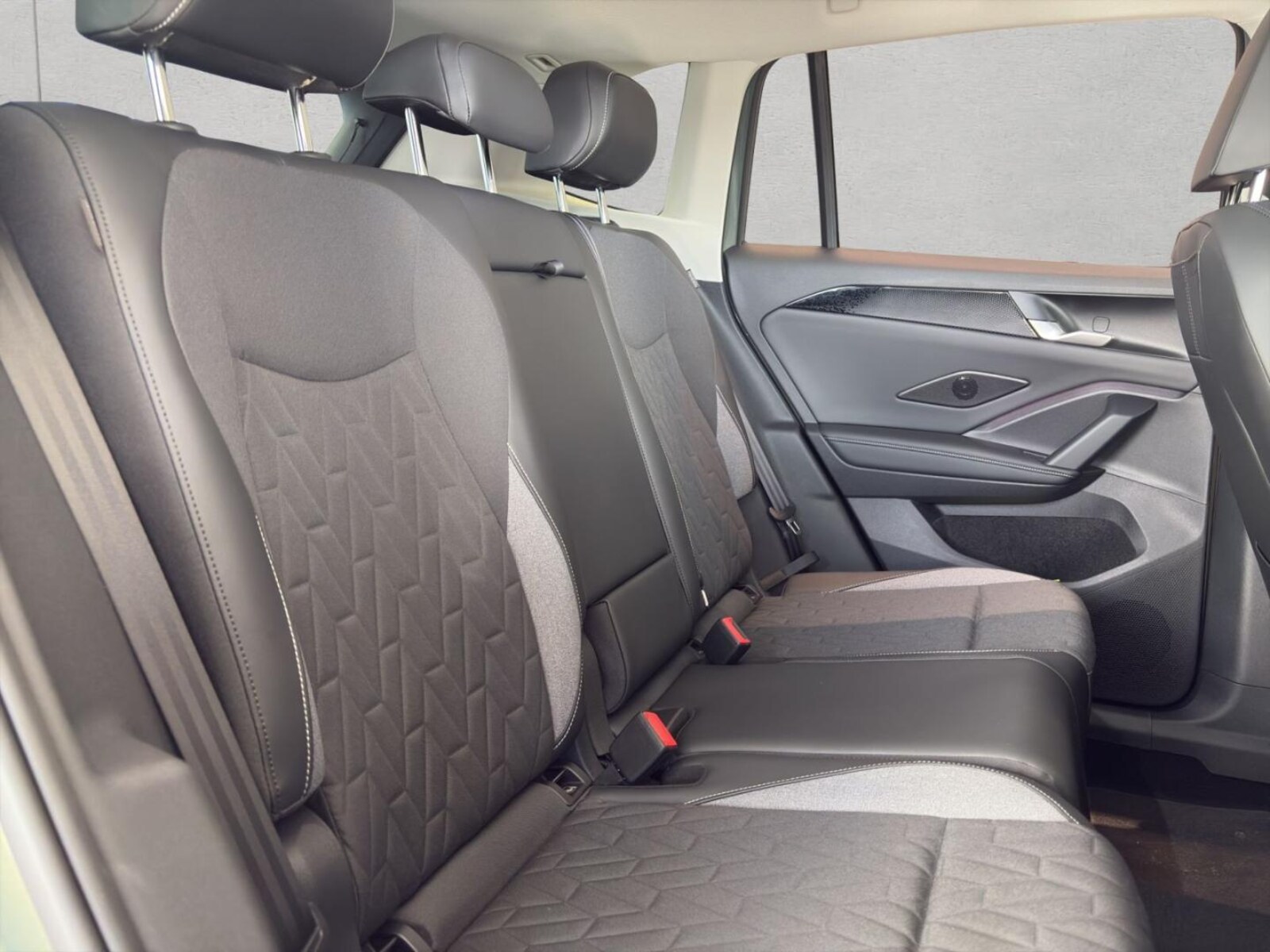 Volkswagen Tiguan – Bild 17
