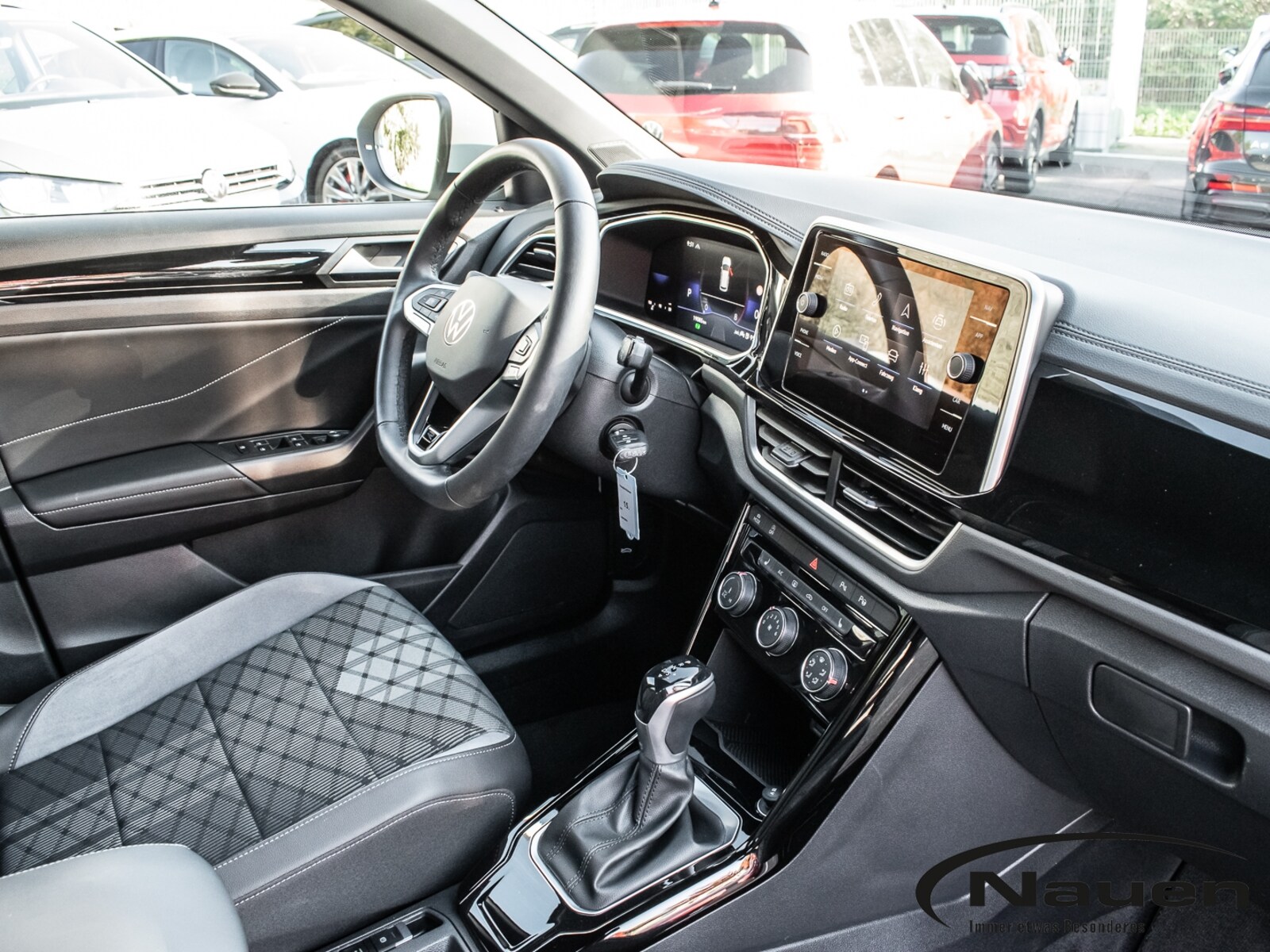Volkswagen T-Roc – Bild 11