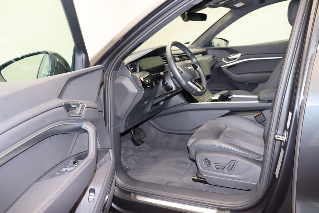 Image about Audi e-tron 55 quattro